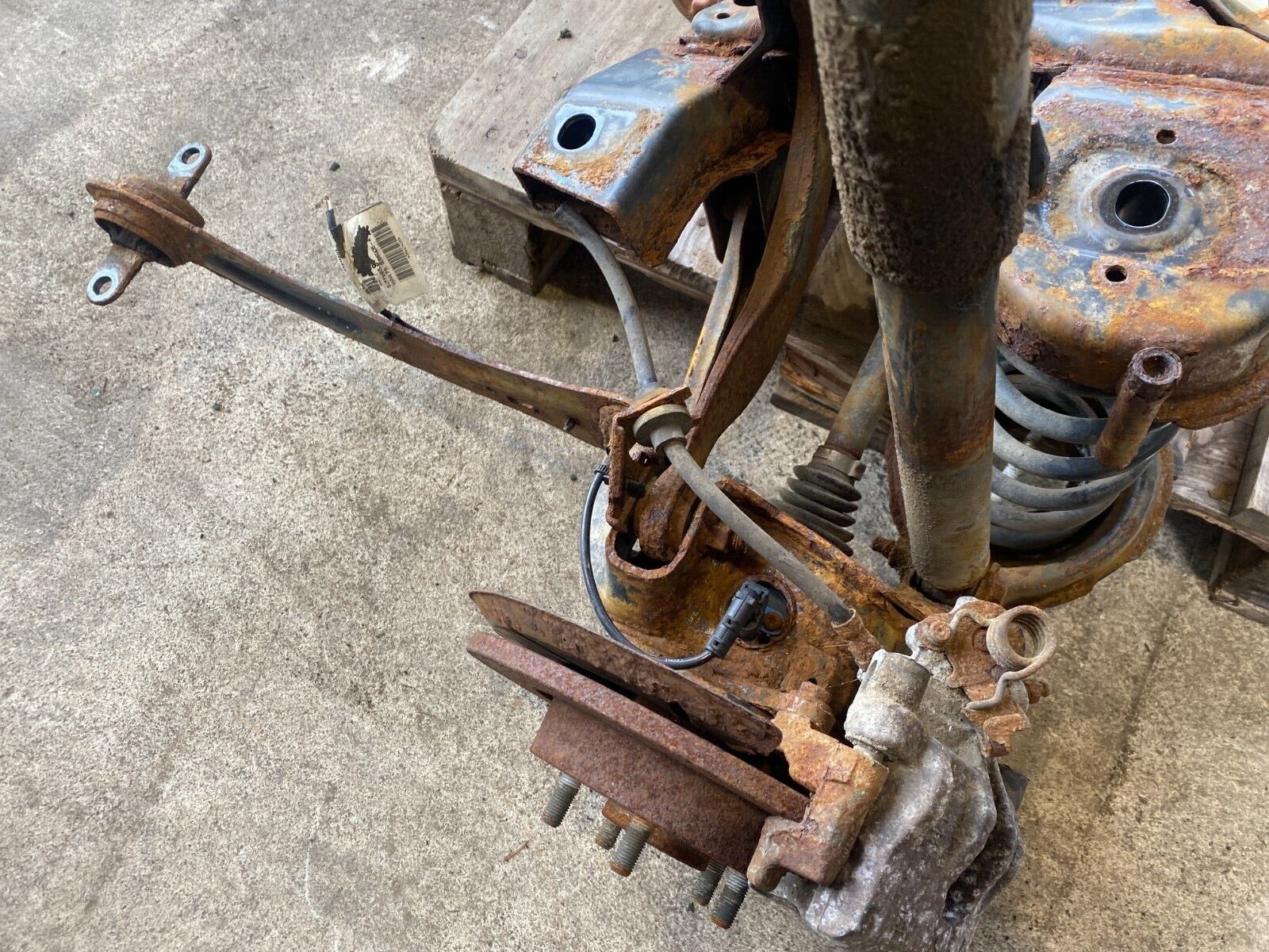 VOLVO S40 V50 C30 AWD SWAP W/ MANUAL TRANSMISSION DIFFS TANK ETC - Fresh Stock Dated February 2026