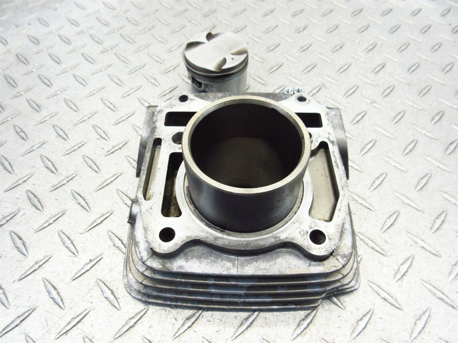 2008 06-09 Hyosung GT250R Rear Piston Cylinder Barrel - Fresh Stock Dated February 2026