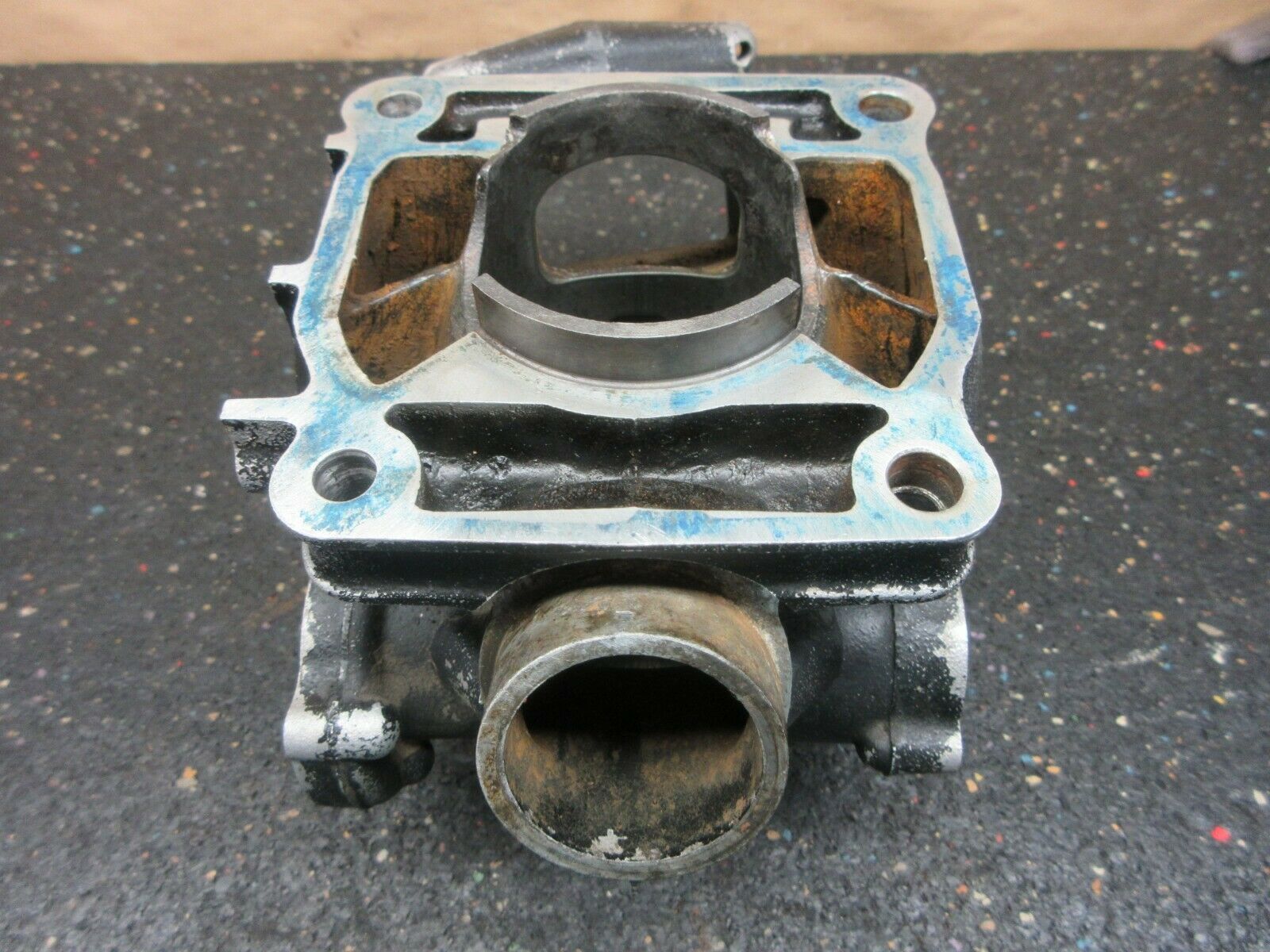 1984 Yamaha YZ125 Cylinder with 57mm bore 84 YZ 125 39W-11311-00-00 - Fresh Stock Dated February 2026