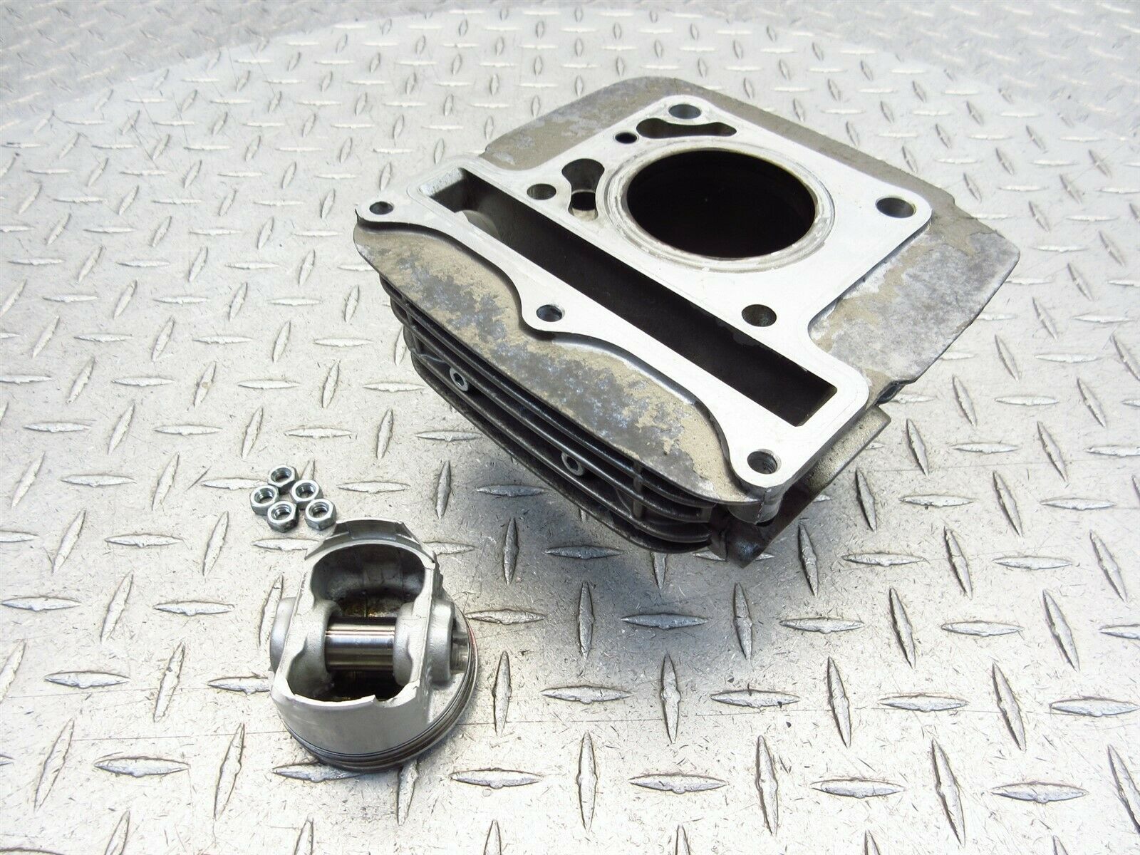 2008 06-09 Hyosung GT250R Rear Piston Cylinder Barrel - Fresh Stock Dated February 2026