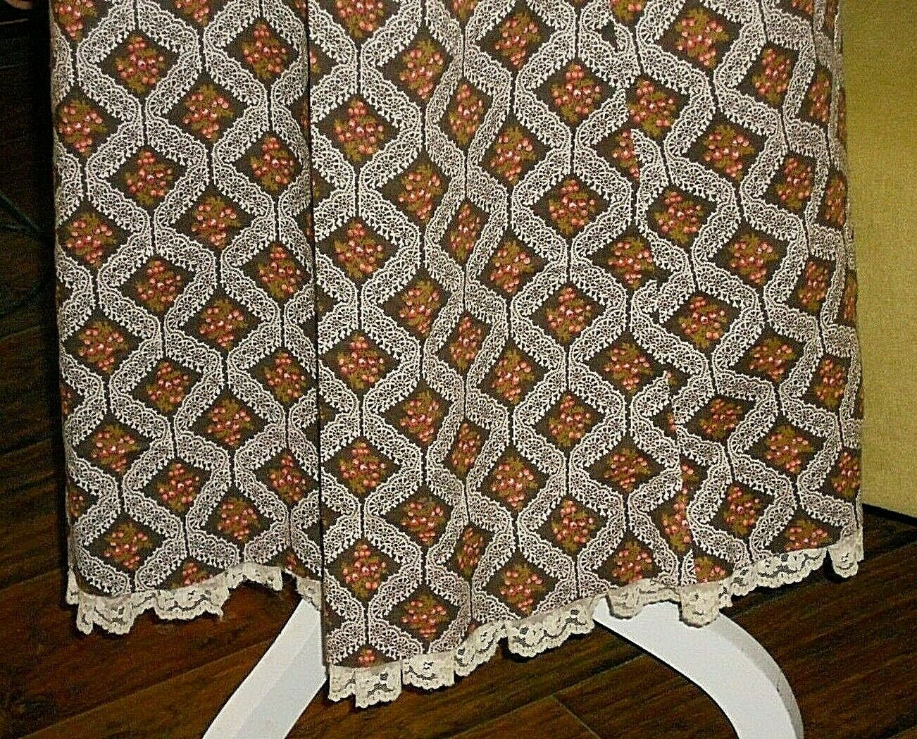 60S HAND MADE MAXI HIPPIE/BOHO/GRANNY SKIRT W/LACE HEM SM 24