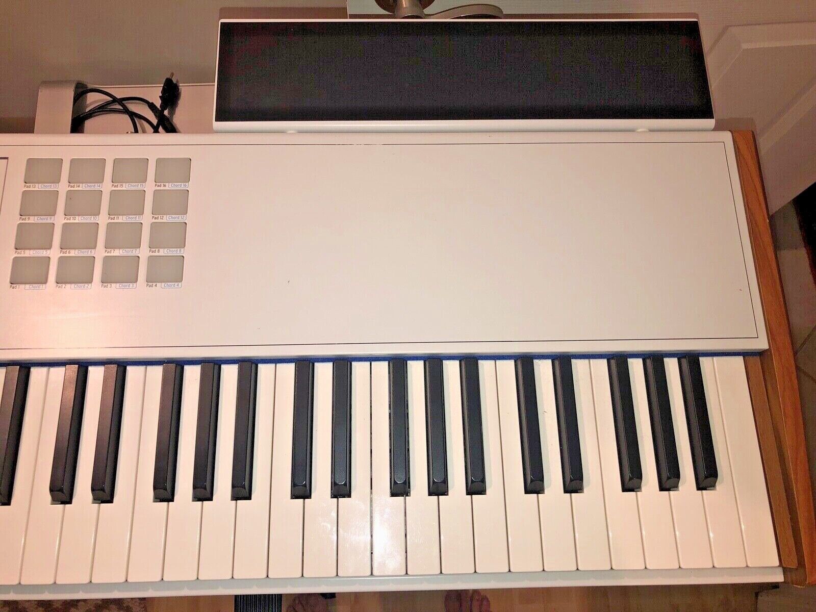 Arturia Keylab88  Piano Weighted 88 Key Midi Controller - Fresh Stock Dated February 2026