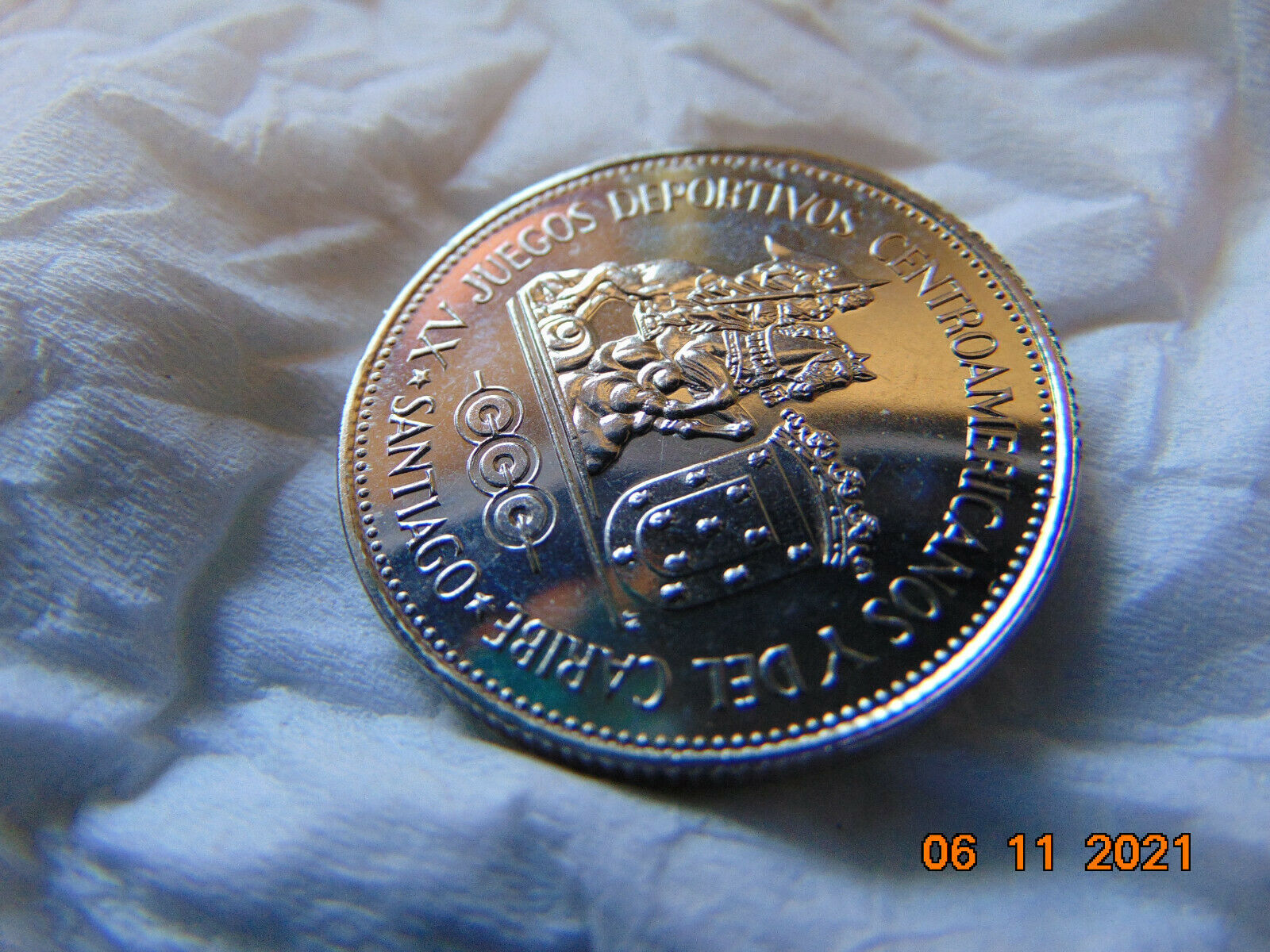 DOMINICAN REPUBLIC 1 PESO 1986 - Fresh Stock Dated December 2025