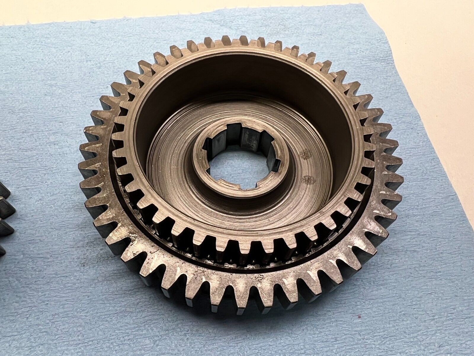 1979 Porsche 924 Snail Shell VB Transmission 1st Reverse Gear Idler - Fresh Stock Dated February 2026