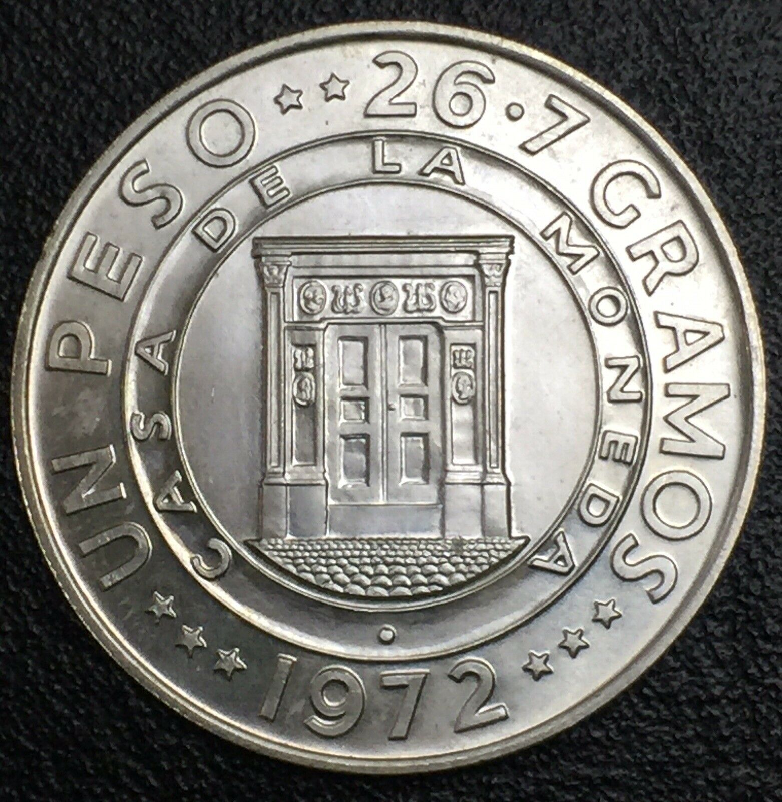 DOMINICAN REPUBLIC 1972 1 Peso Central Bank Silver  BU - Fresh Stock Dated December 2025
