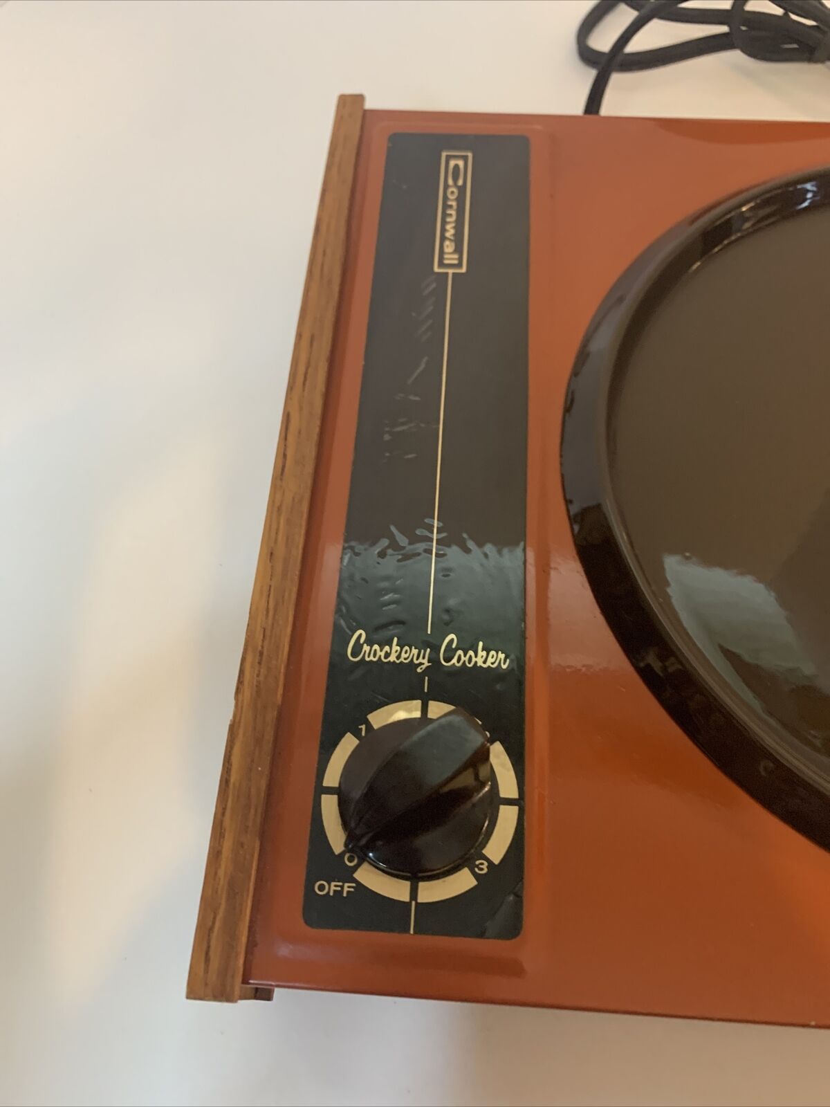 Vintage Cornwall Crockery Cooker / Hot Plate Model 2805 - Fresh Stock Dated February 2026