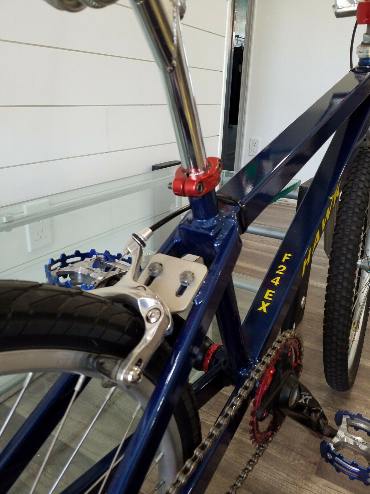 BMX HAWK 24 ( rare ) htf clean og powdercoat - Fresh Stock Dated February 2026