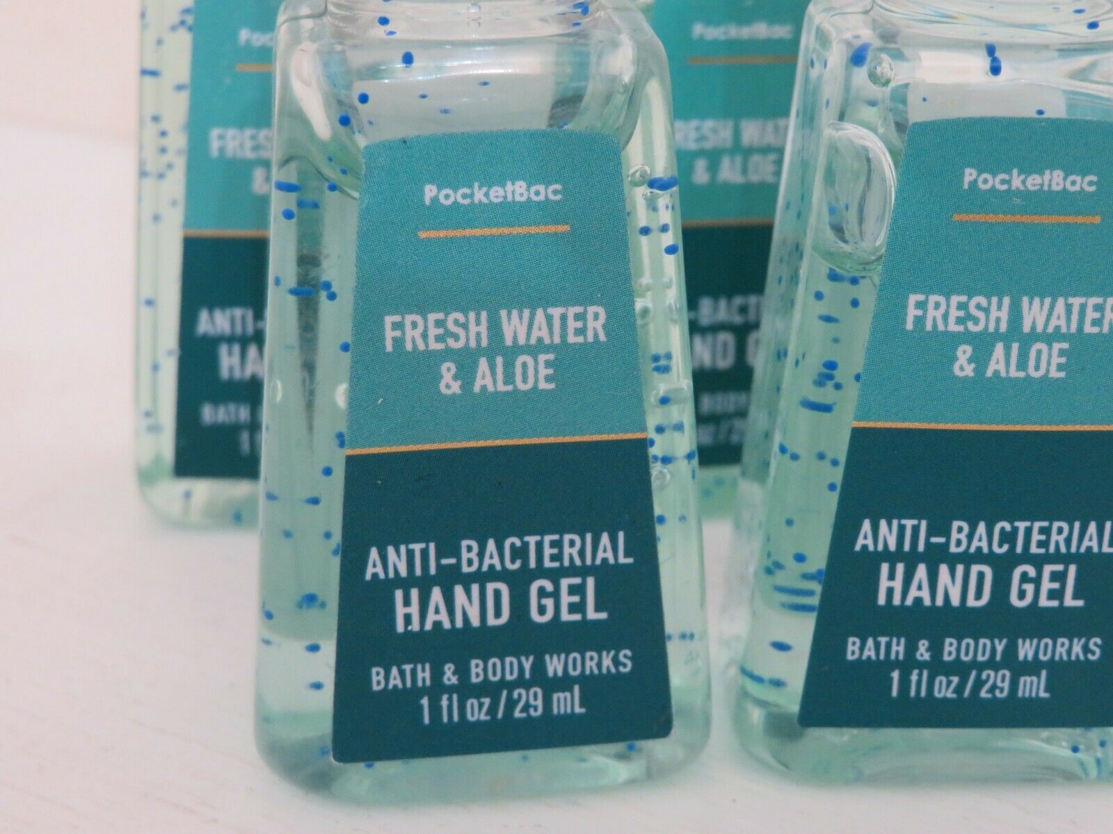 BATH & BODY WORKS FRESH WATER & ALOE HAND SANITIZER POCKETBAC  NEW X 5 - Fresh Stock Dated February 2026