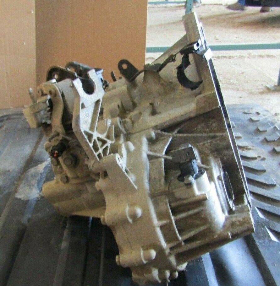 Manual Transmission 5 SPEED : FITS 2005 Nissan ALTIMA, 140920, 400-61860 - Fresh Stock Dated December 2025