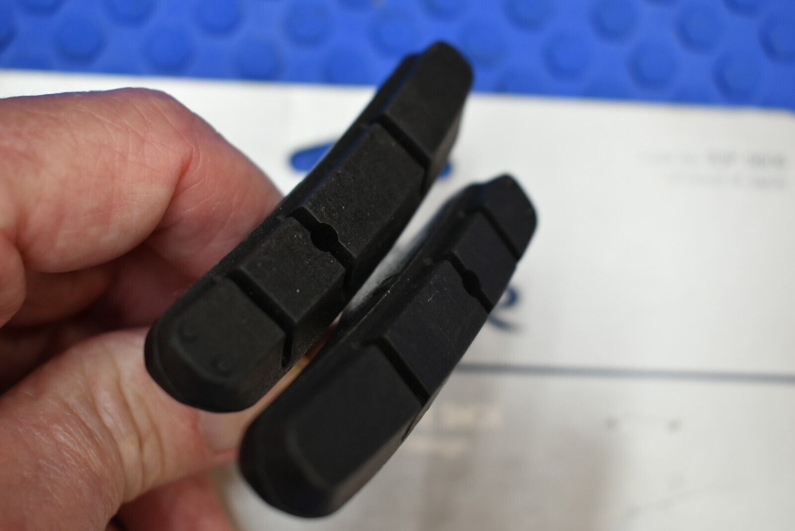 Shimano BR-M900 BR-M734 BR-M650 XTR Brake shoe pair (2 shoes) - Fresh Stock Dated February 2026