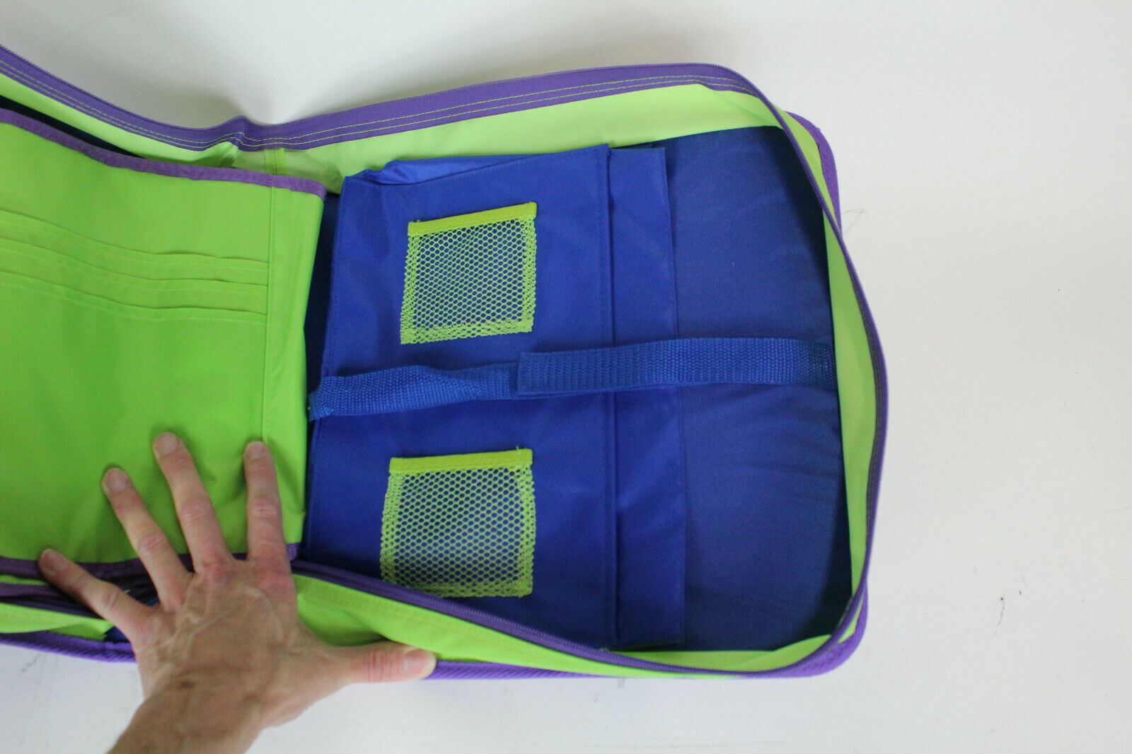 LeapFrog LeapPad Storage Binder Travel Case *Holds Player & 12 Games Cartridges* - Fresh Stock Dated February 2026