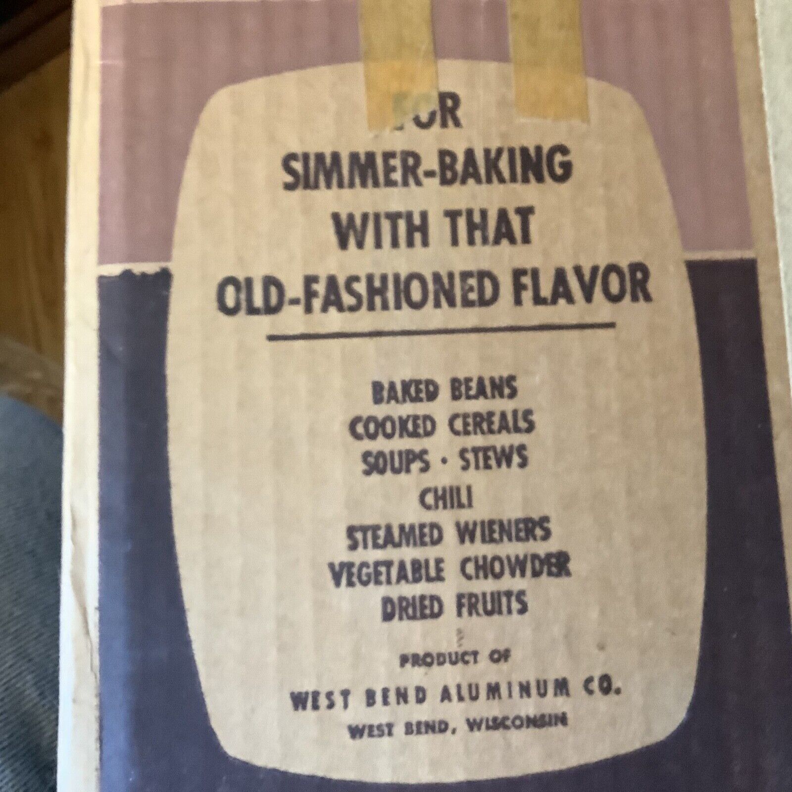 Vitntage West Bend Old Fashioned 2 QT Bean Pot Cookery, Hot plate base        CD - Fresh Stock Dated February 2026