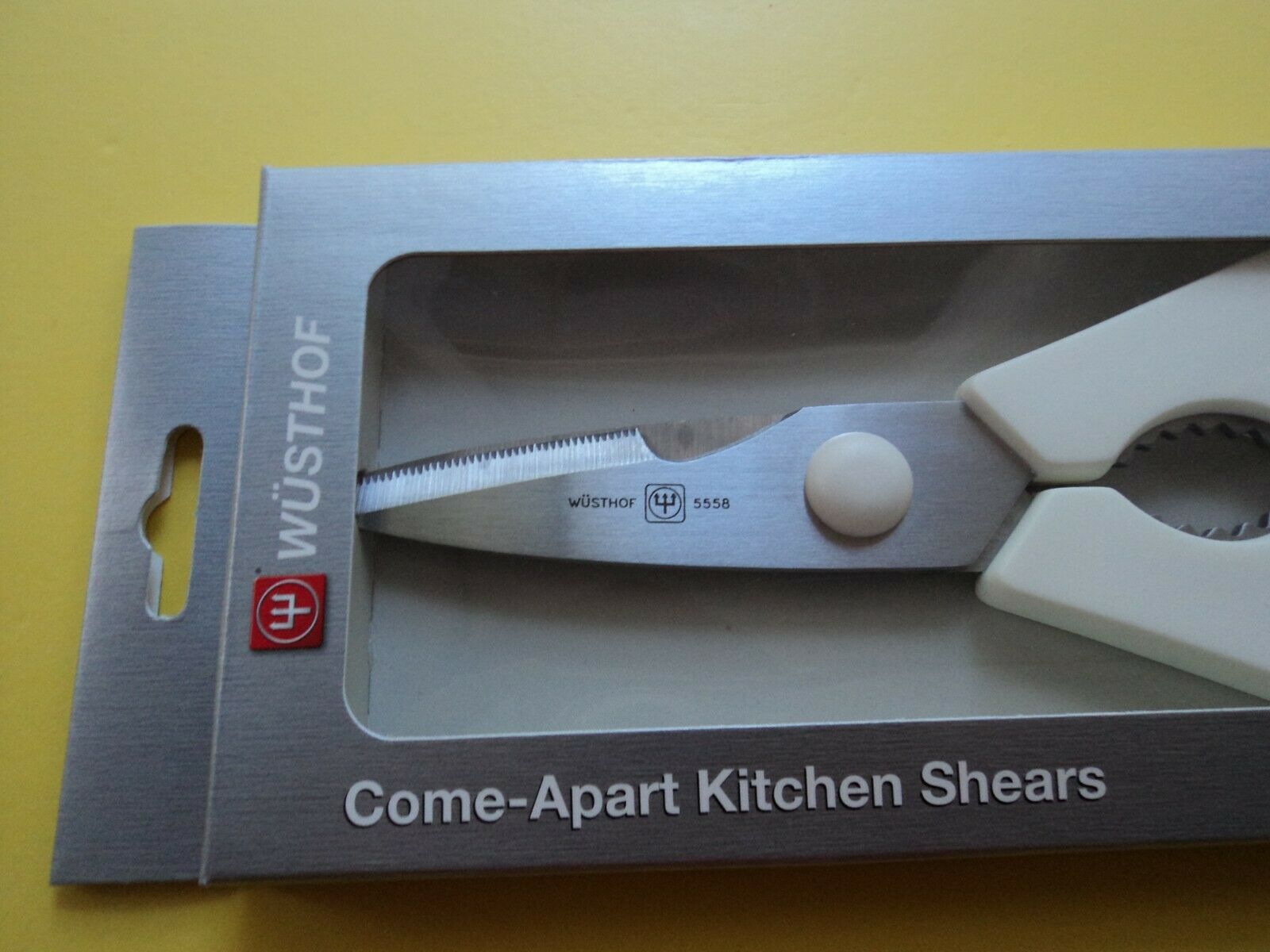 wusthof kitchen shear white color  come apart # 5558 brand   new in box - Fresh Stock Dated December 2025