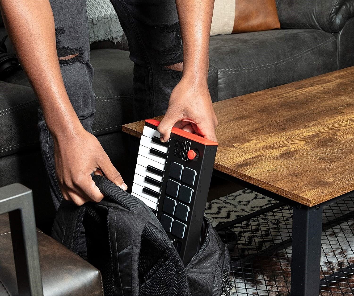 USB MIDI Keyboard Controller Professional Beat Maker Mini Music Production MPC - Fresh Stock Dated February 2026