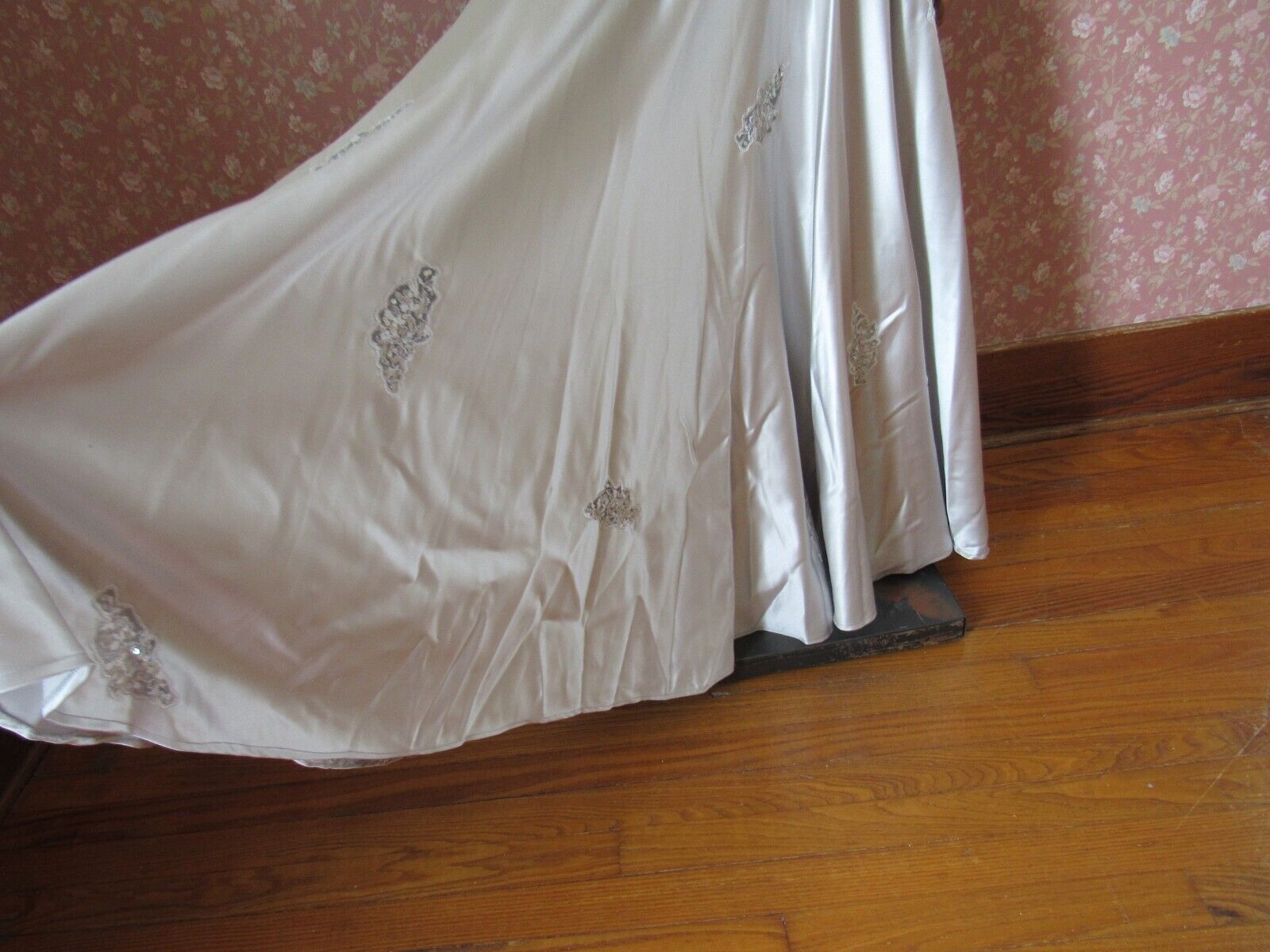 Vintage Women's Rimini Full Length Circle Skirt Silver Sequin Hong Kong Size 6 - Fresh Stock Dated March 2026