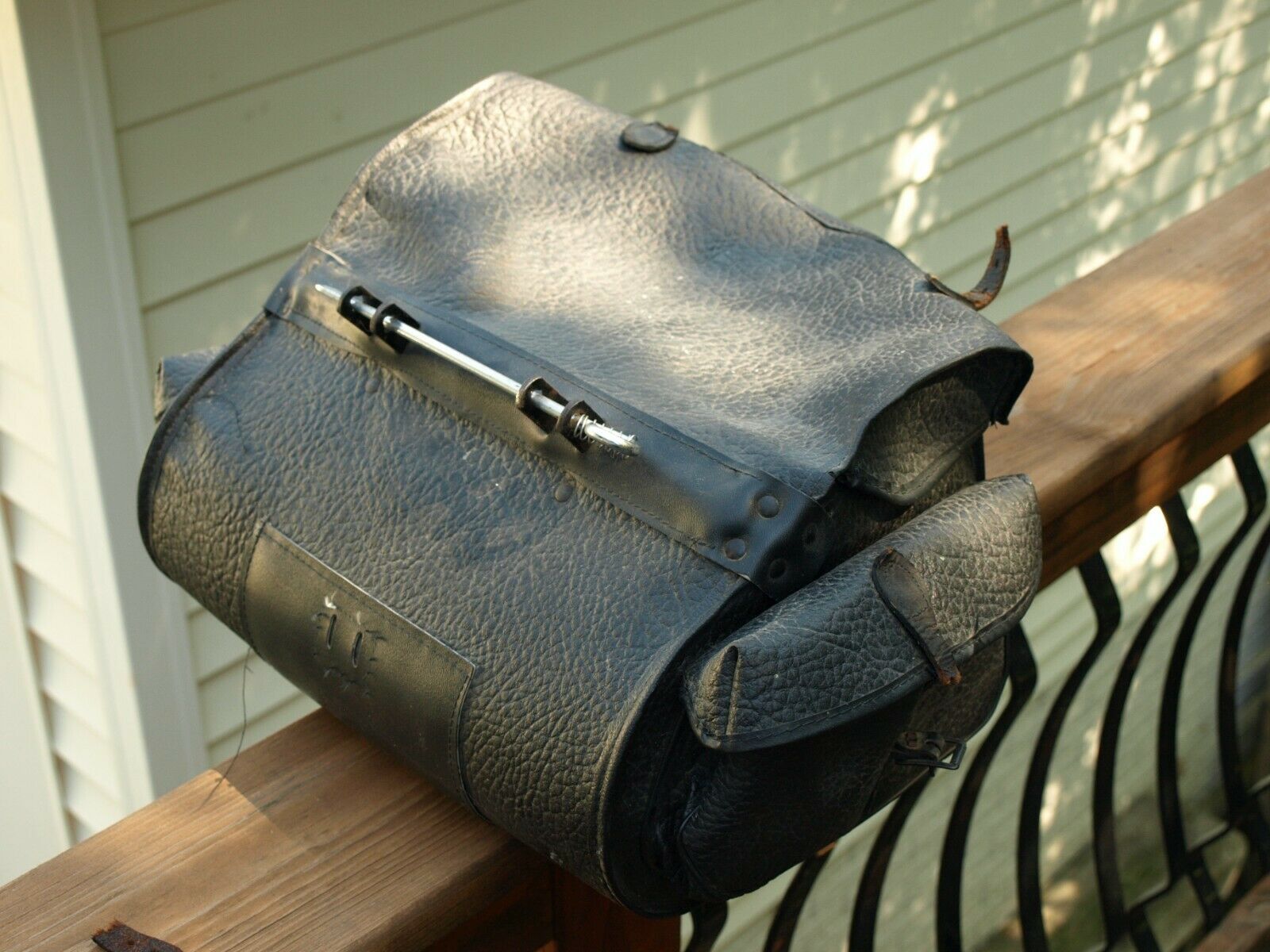 Brooks LARGE saddle bag - Fresh Stock Dated December 2025