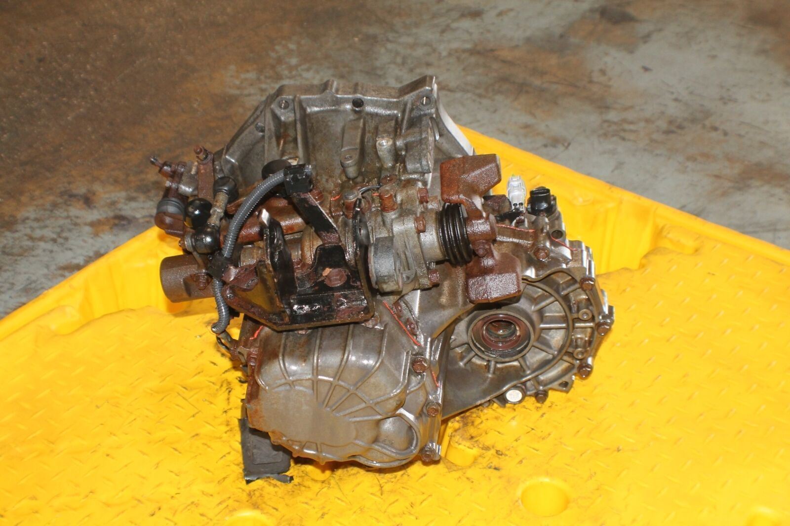 2006-2012 Toyota Yaris 1.5L 4-CYL 5-Speed Manual Transmission 1nz-fe 1nzfe #1 - Fresh Stock Dated February 2026