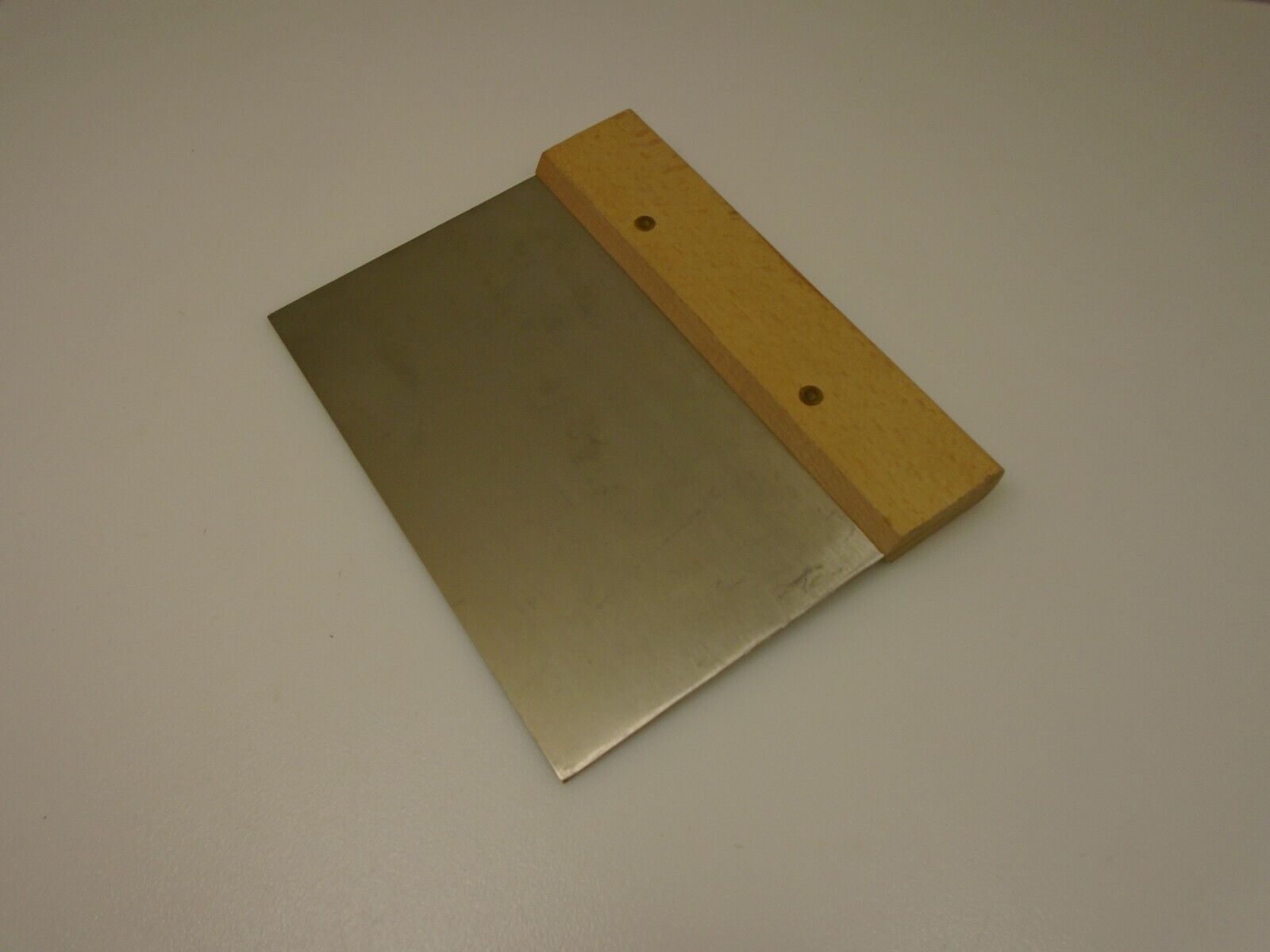 Mitsubishi Cutlery Large Wood Handle 7X4 inch Stiff Stainless Bench Scraper - Fresh Stock Dated February 2026