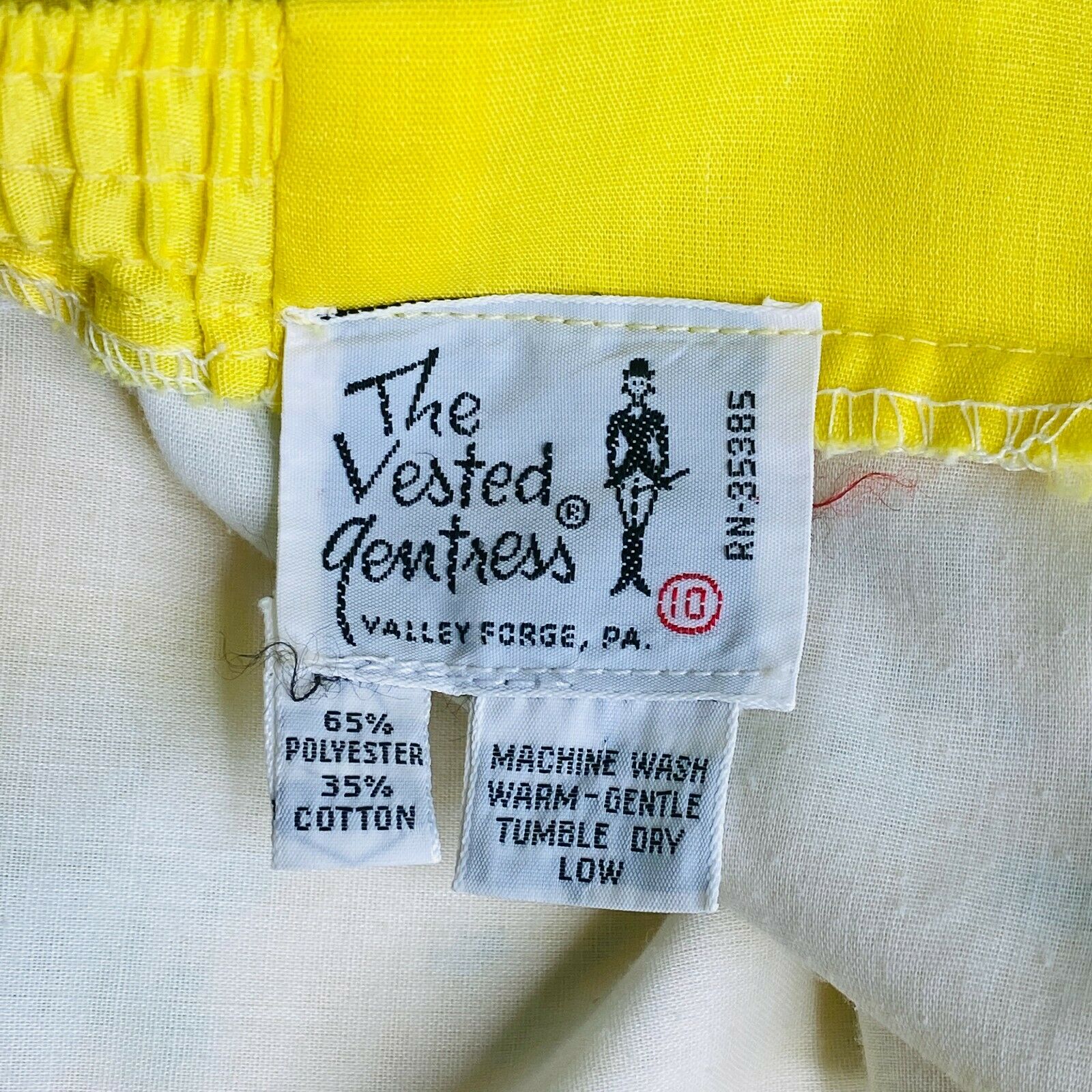 The Vested Gentress Womens Skirt Skort Vintage Yellow Green Turtle Blue Size 10 - Fresh Stock Dated February 2026