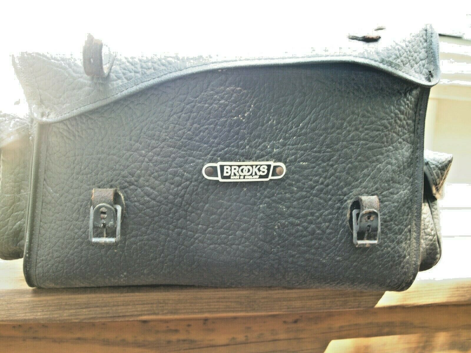Brooks LARGE saddle bag - Fresh Stock Dated December 2025