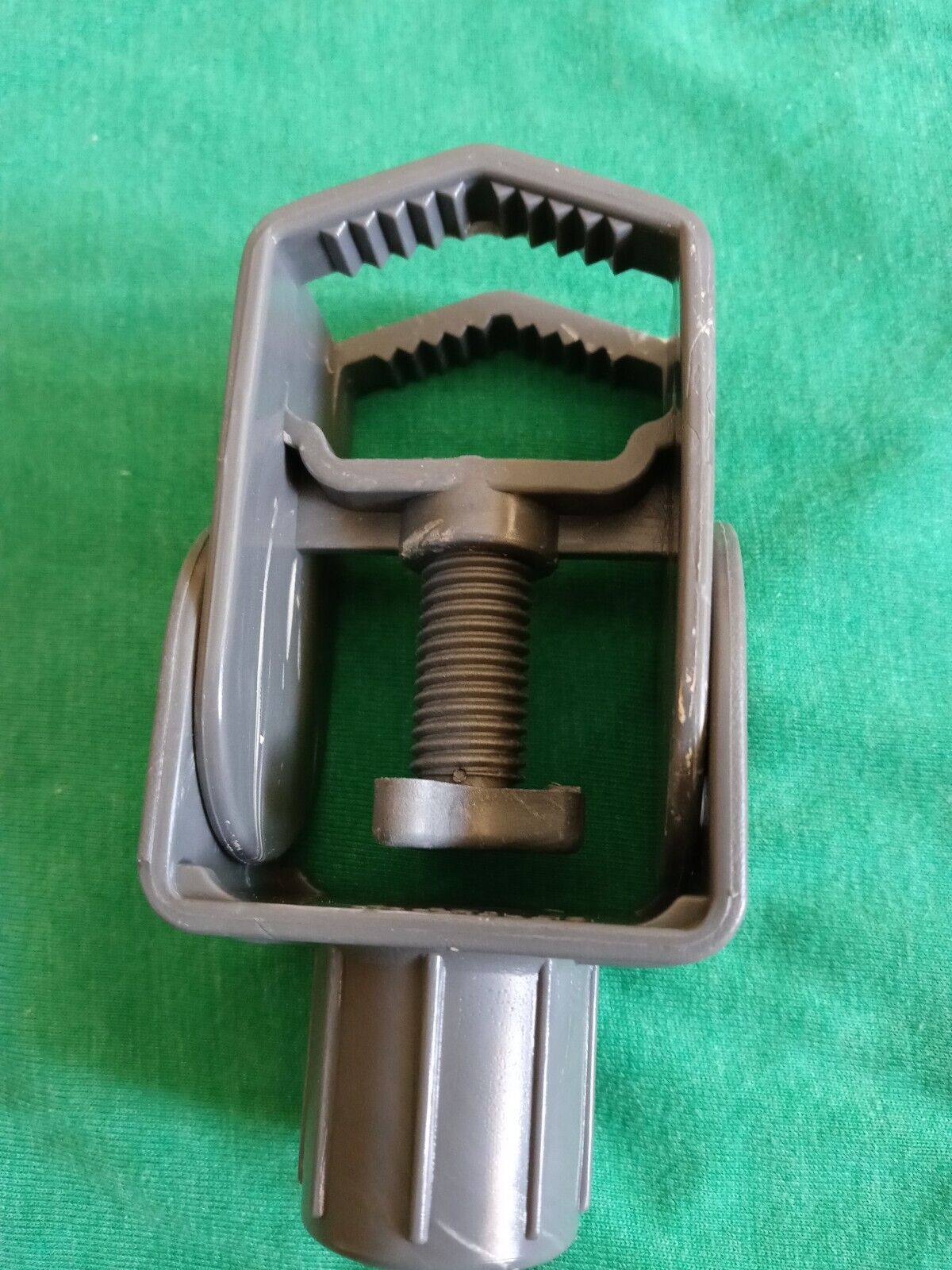 Amazon basics Brand New Extension Brush Holder, Paint Tools - Fresh Stock Dated February 2026