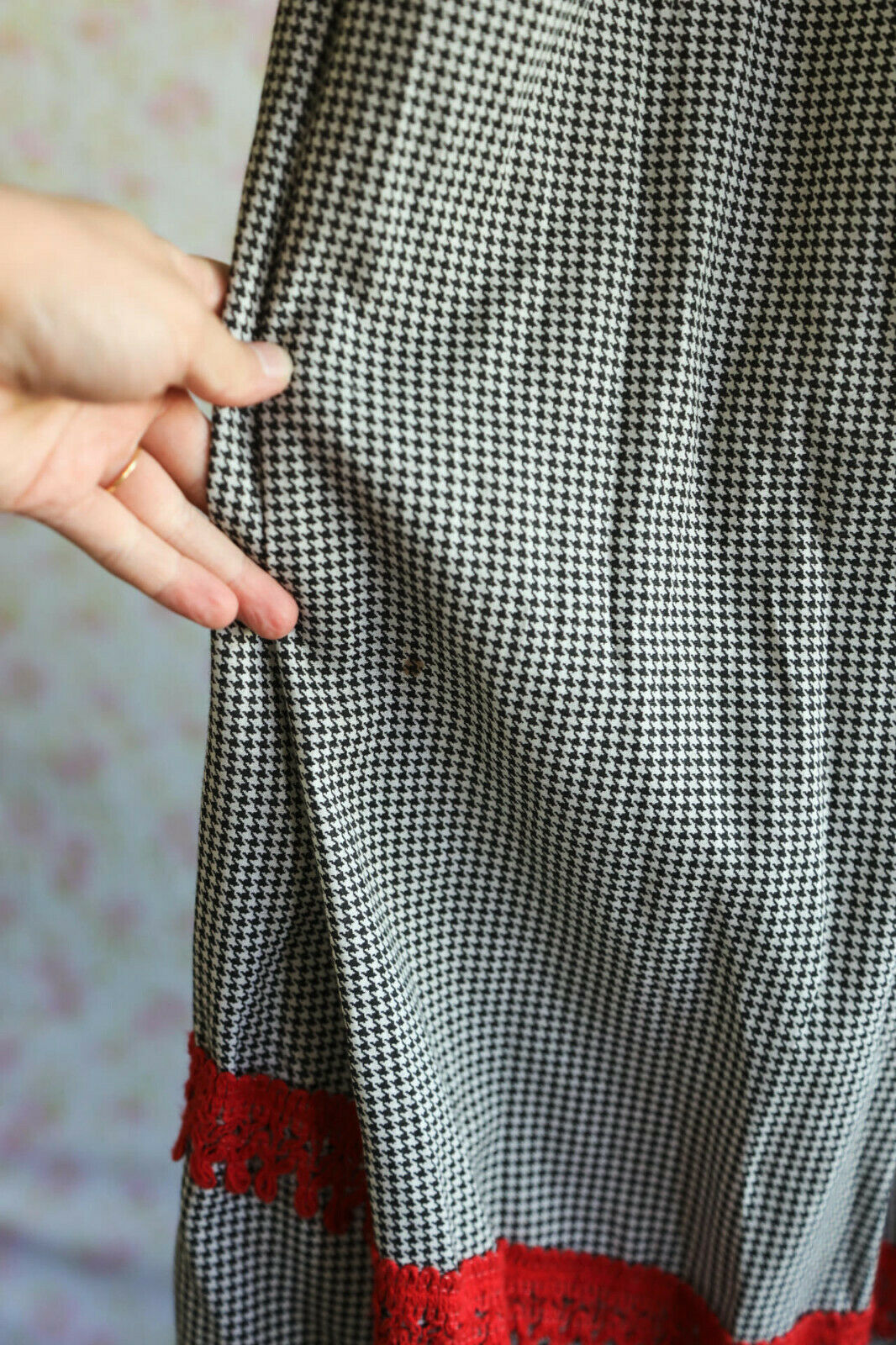 Vintage Houndstooth Prairie Skirt / Medium - Fresh Stock Dated February 2026