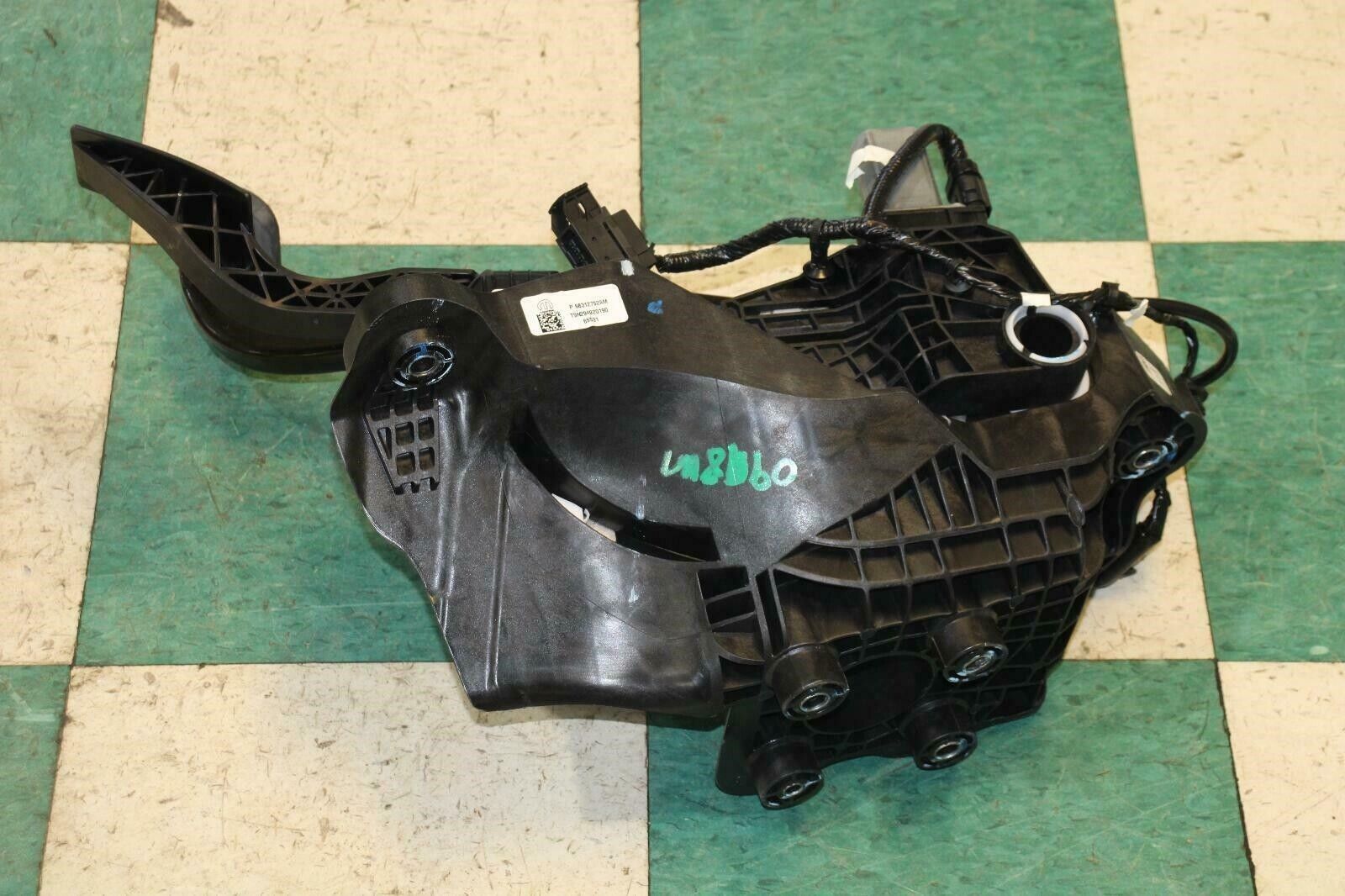 2019-2020 RAM 1500 OEM Power Adjustable Throttle Gas Brake Pedal Assembly Pedals - Fresh Stock Dated February 2026