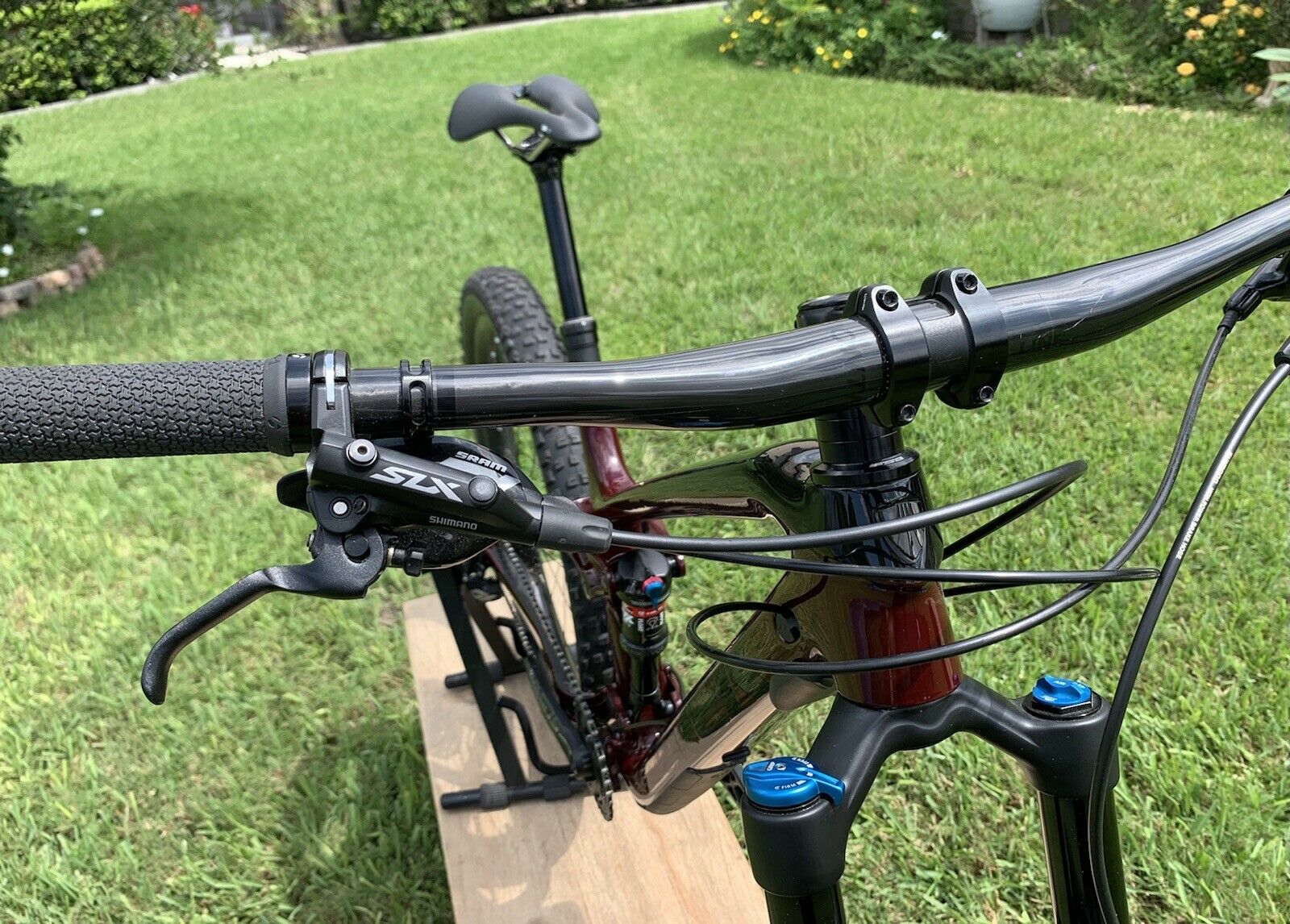 2019 Trek Fuel EX 9.8, 17.5”, 650b+/27.5” Upgraded Line Carbon 40 Wheels - Fresh Stock Dated February 2026