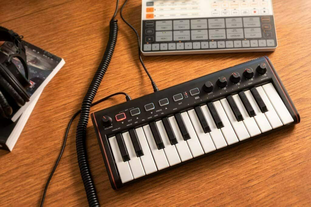 IK Multimedia iRig Keys 2 Mini 25 mini-key MIDI controller for iOS, Mac and PC - Fresh Stock Dated February 2026