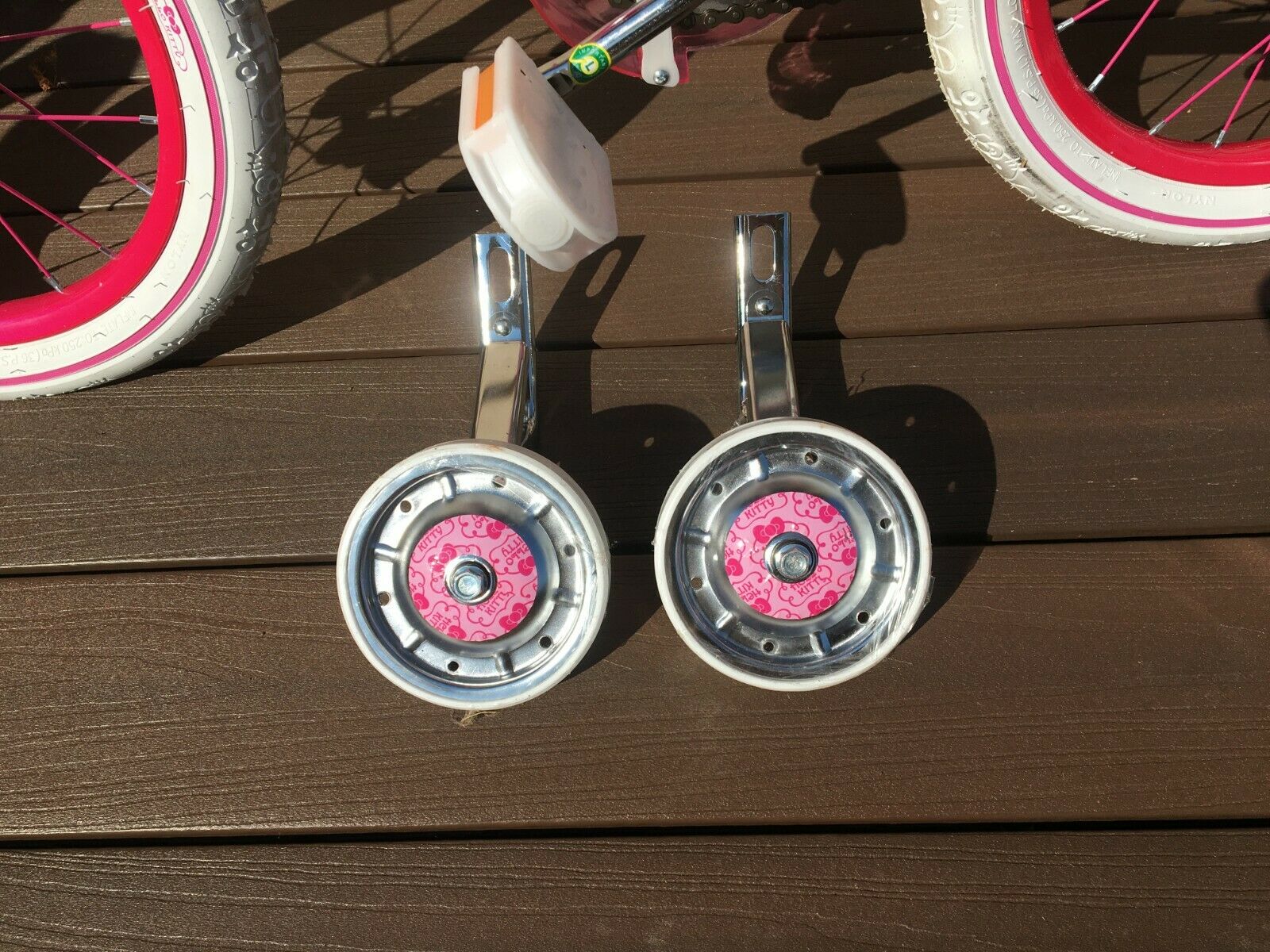 Hello Kitty Girls Bicycle, 16