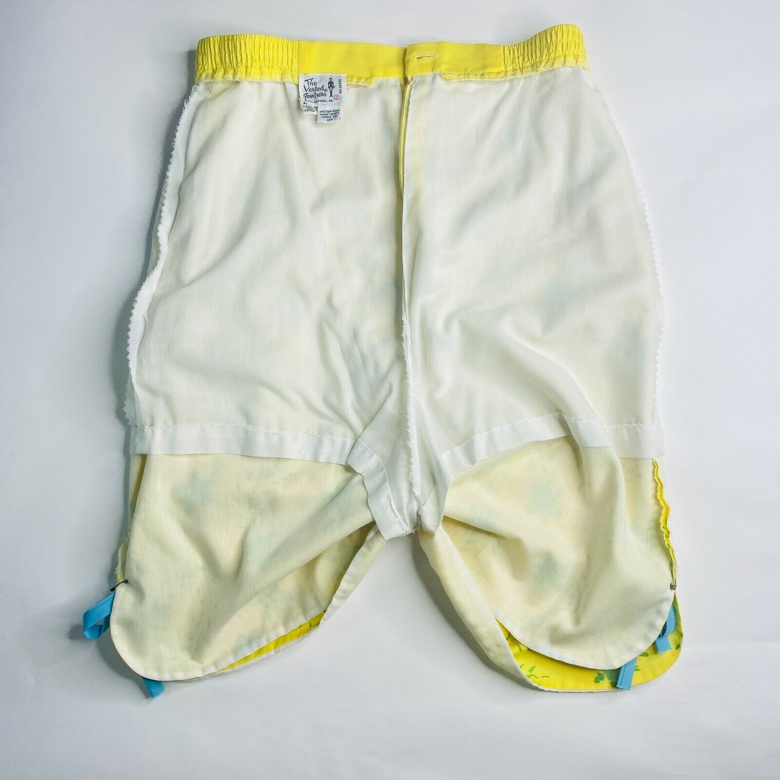 The Vested Gentress Womens Skirt Skort Vintage Yellow Green Turtle Blue Size 10 - Fresh Stock Dated February 2026