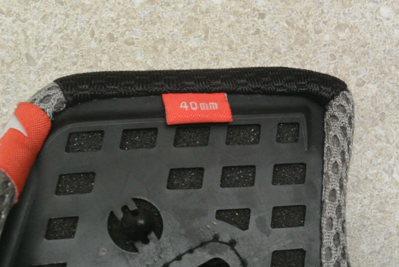 6D Cheek Pad Set Six D 40mm 71-0040 - Fresh Stock Dated February 2026