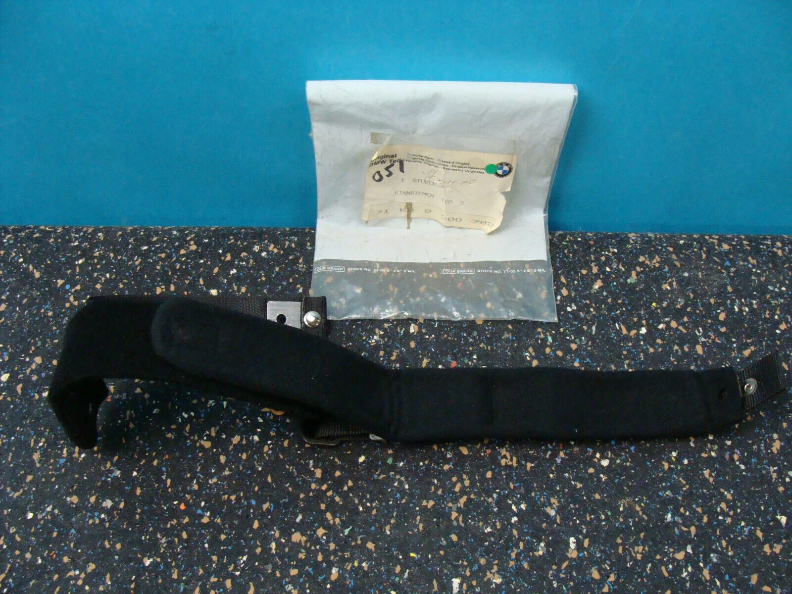 NOS Original BMW OE System Helmet Chin Strap Black Kinnriemen Typ 2 BMW Motorrad - Fresh Stock Dated February 2026