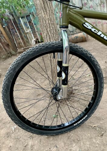 Schwinn Pro Stock 3 Cruiser 24” BMX Racing Bike - Fresh Stock Dated February 2026