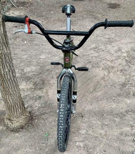 Schwinn Pro Stock 3 Cruiser 24” BMX Racing Bike - Fresh Stock Dated February 2026