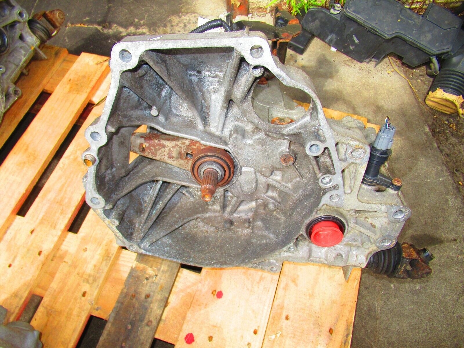 JDM HONDA CIVIC SOHC 1.5L VTEC 5SPEED TRANSMISSION JDM D15B S40 MANUAL TRANNY - Fresh Stock Dated February 2026