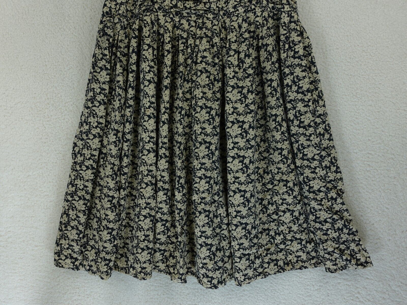 Vintage Talbots Midi Casual Side Zip Waist A Line Pleated Skirt 12 Floral Print - Fresh Stock Dated March 2026