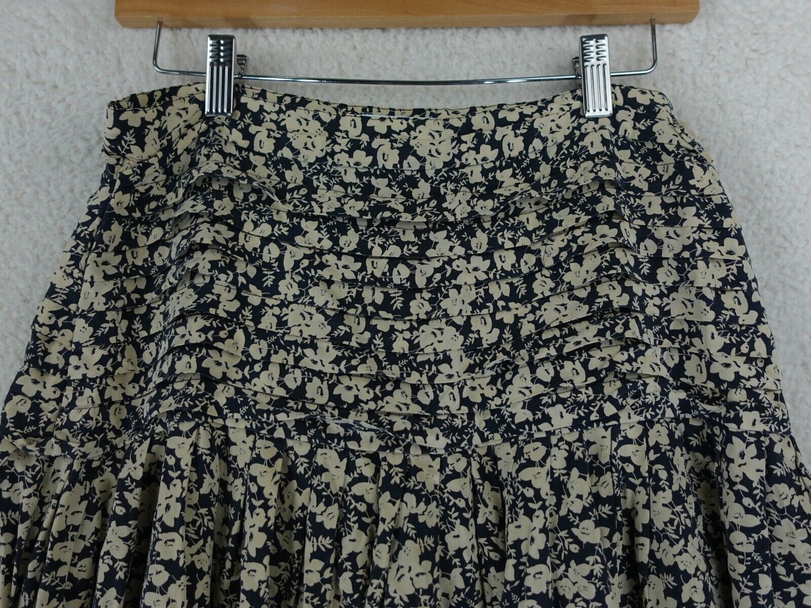 Vintage Talbots Midi Casual Side Zip Waist A Line Pleated Skirt 12 Floral Print - Fresh Stock Dated March 2026