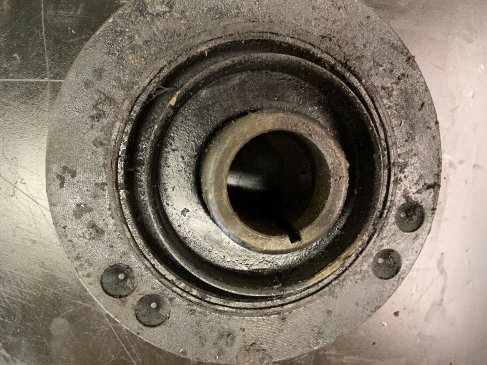 DAMPER harmonic balancer Chrysler Marine 318 V8 - Fresh Stock Dated February 2026