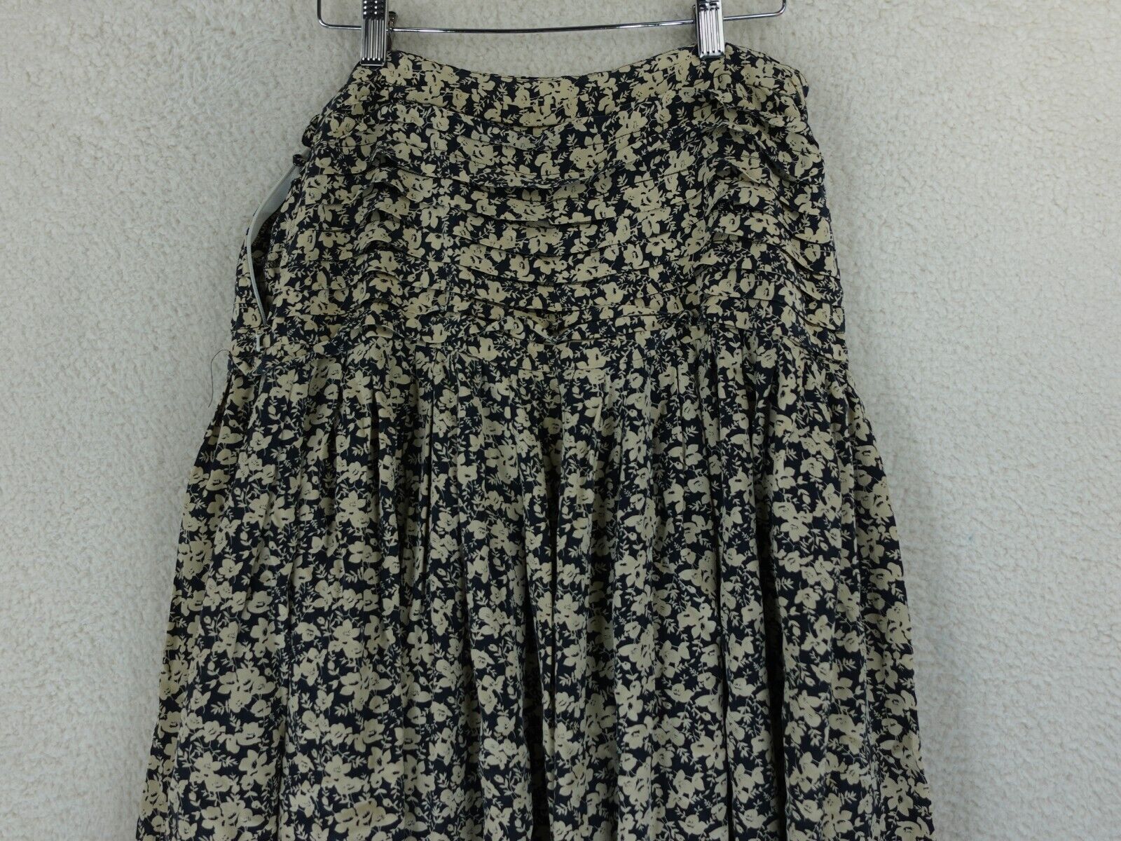 Vintage Talbots Midi Casual Side Zip Waist A Line Pleated Skirt 12 Floral Print - Fresh Stock Dated March 2026