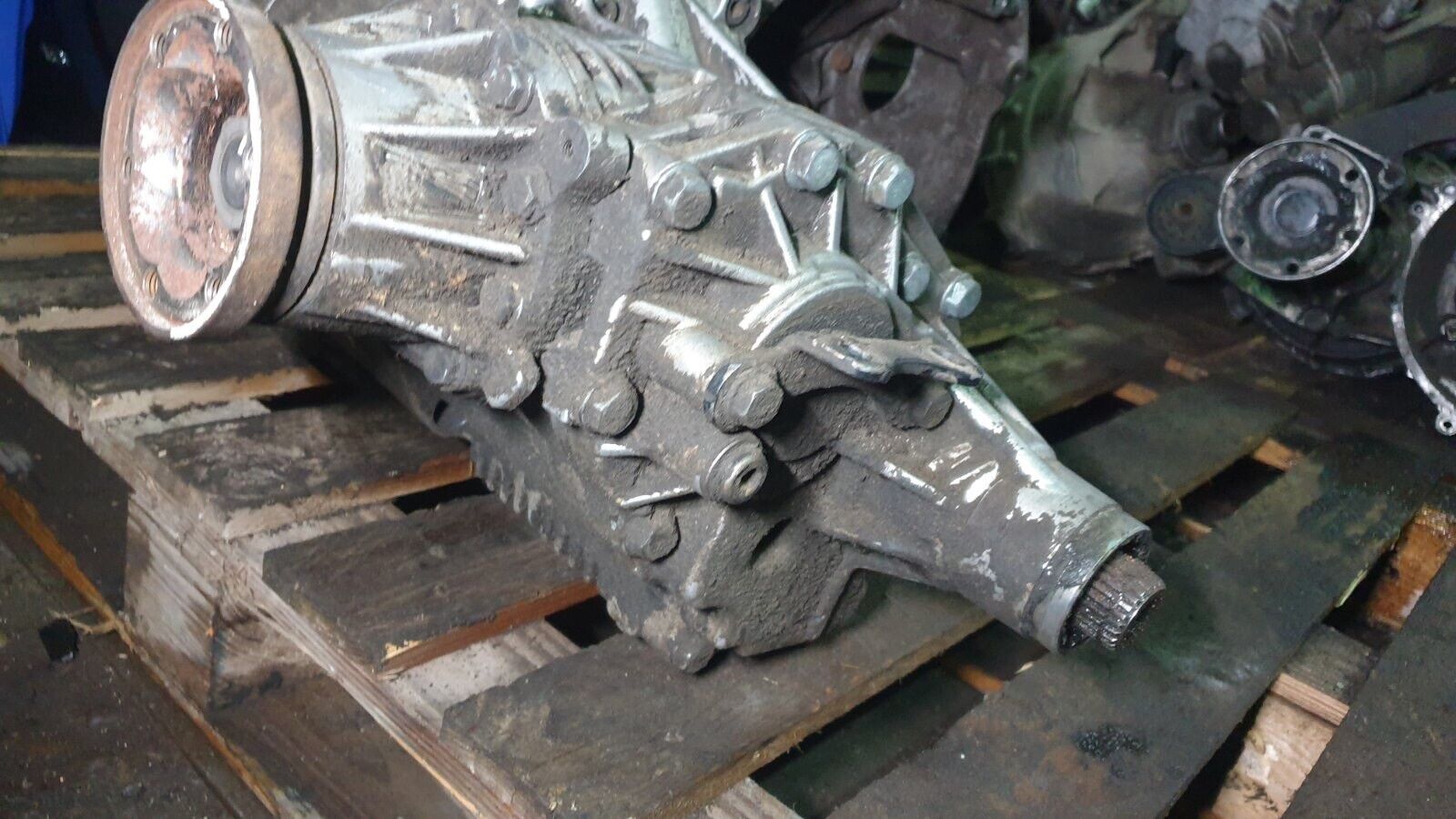 VW TRANSPORTER T5 SYNCRO 4x4 MANUAL TRANSMISSION GEARBOX code HCN 2.5 TDI - Fresh Stock Dated February 2026