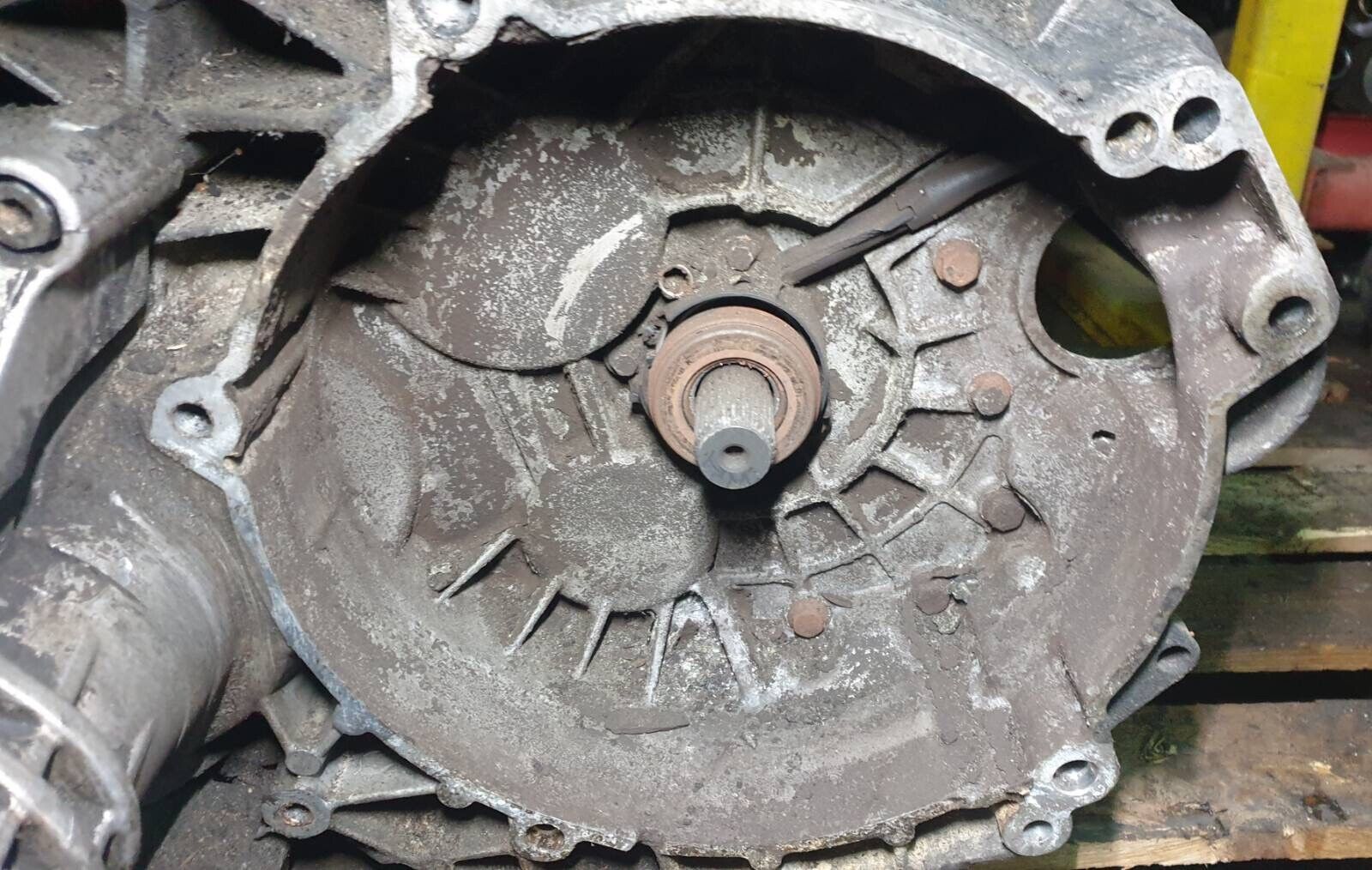 VW TRANSPORTER T5 SYNCRO 4x4 MANUAL TRANSMISSION GEARBOX code HCN 2.5 TDI - Fresh Stock Dated February 2026