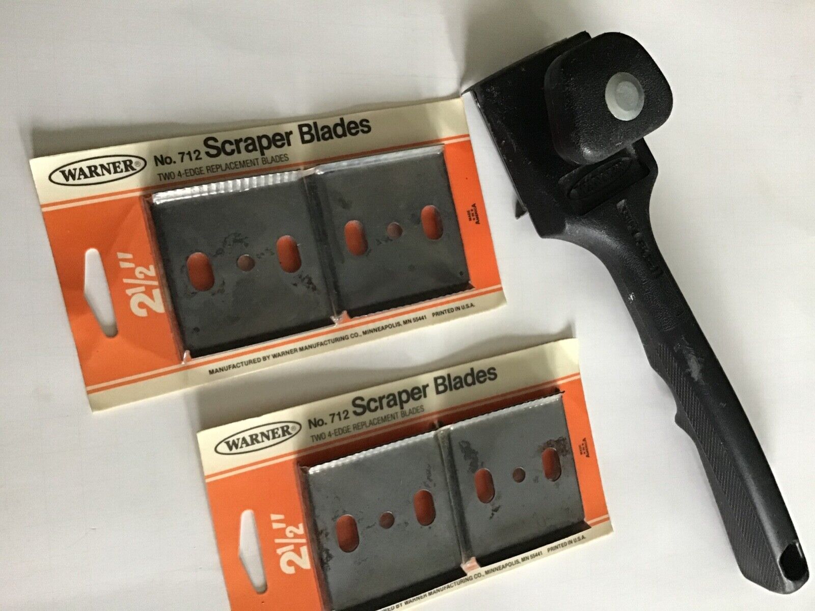 Warner 2-1/2 in. 4-Edge Pistol Grip Scraper with Knob and 4 Replacement Blades - Fresh Stock Dated February 2026