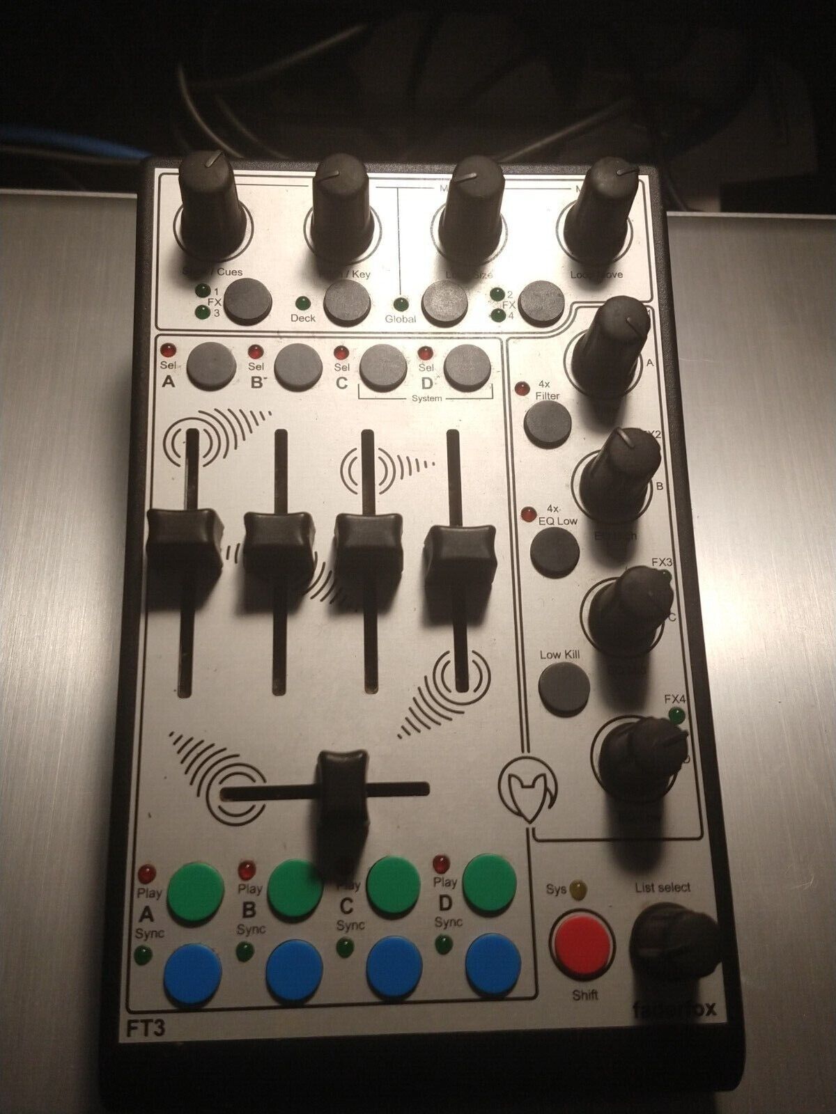 Faderfox FT3 : four-deck dj controller : mint condition : USB cable included - Fresh Stock Dated February 2026