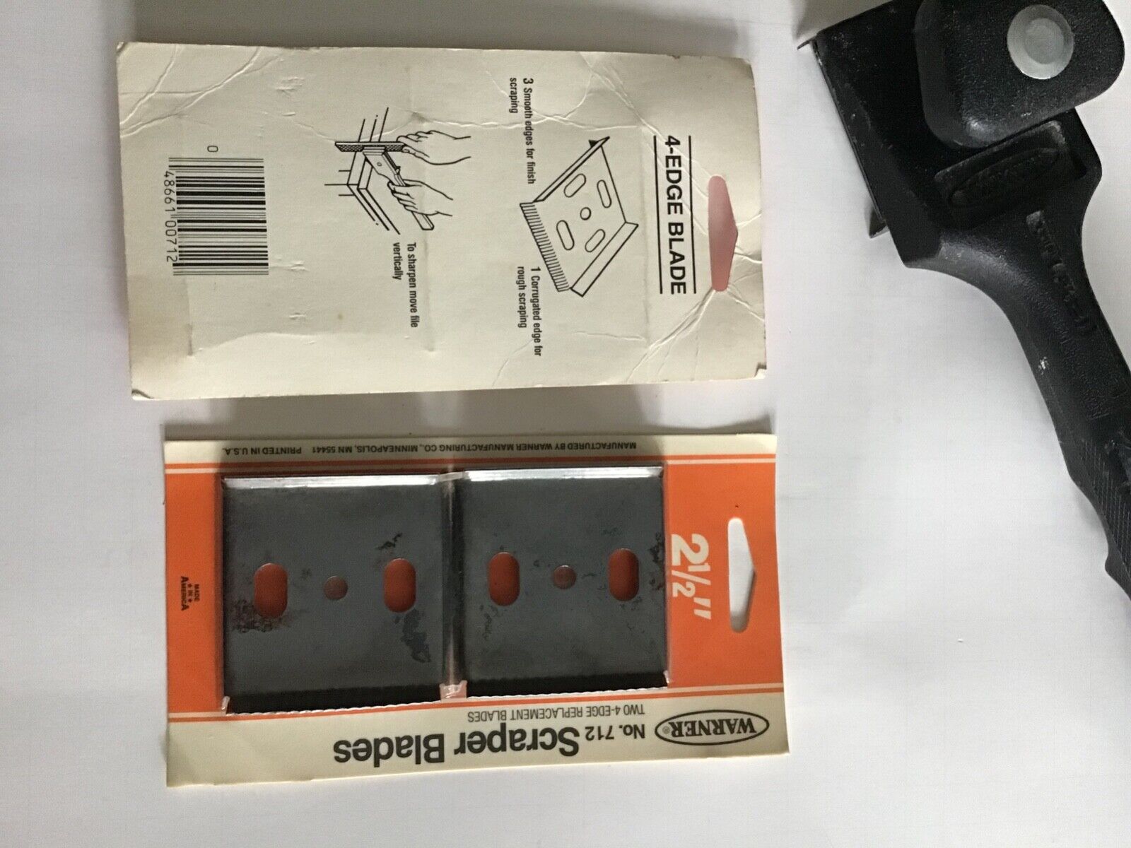 Warner 2-1/2 in. 4-Edge Pistol Grip Scraper with Knob and 4 Replacement Blades - Fresh Stock Dated February 2026