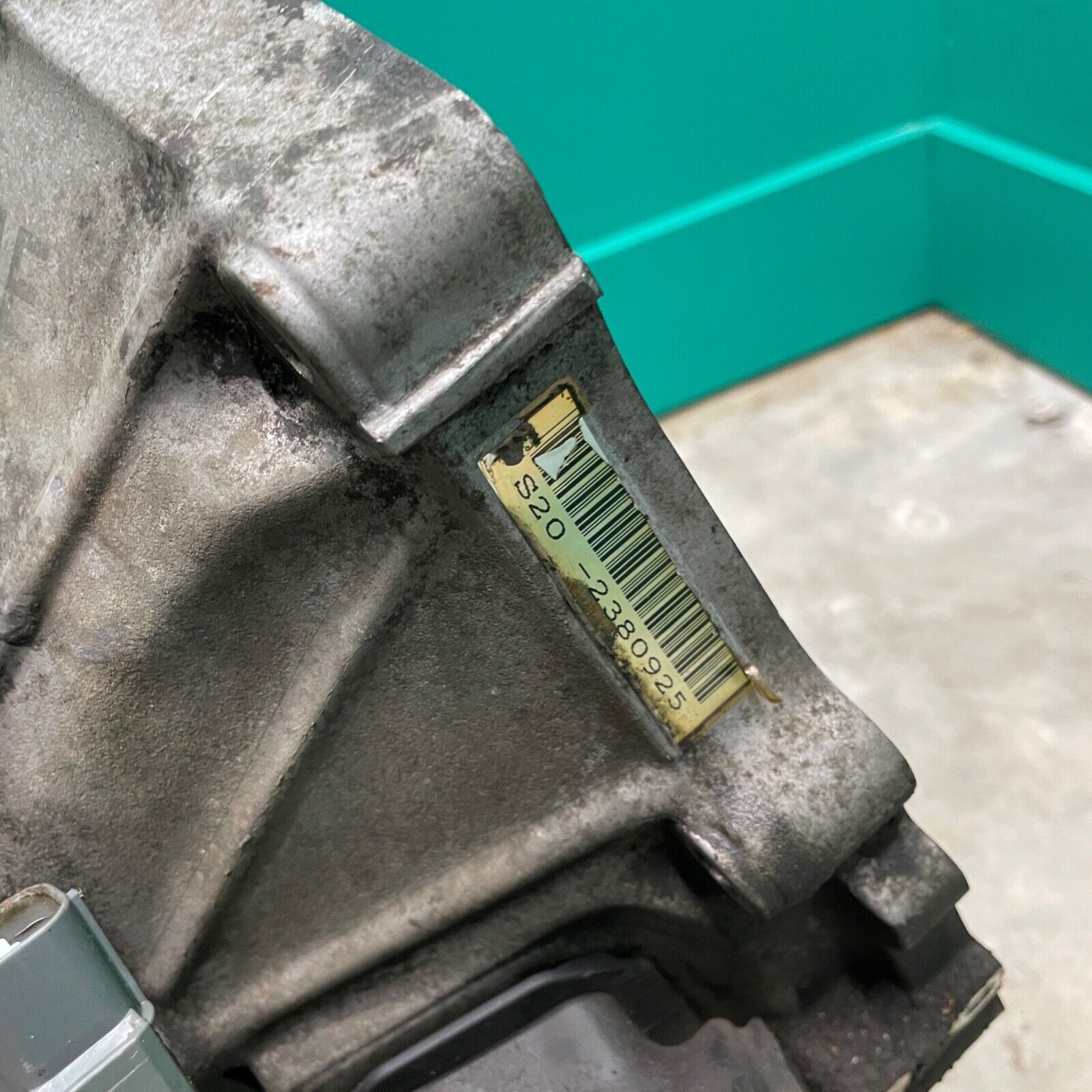 92-95 Honda Civic EX / SI Manual Transmission - 5 Speed - VTEC D16Z6 - Fresh Stock Dated February 2026