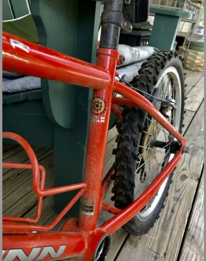 SCHWINN CHILD MOUNTAIN BIKE - Fresh Stock Dated February 2026