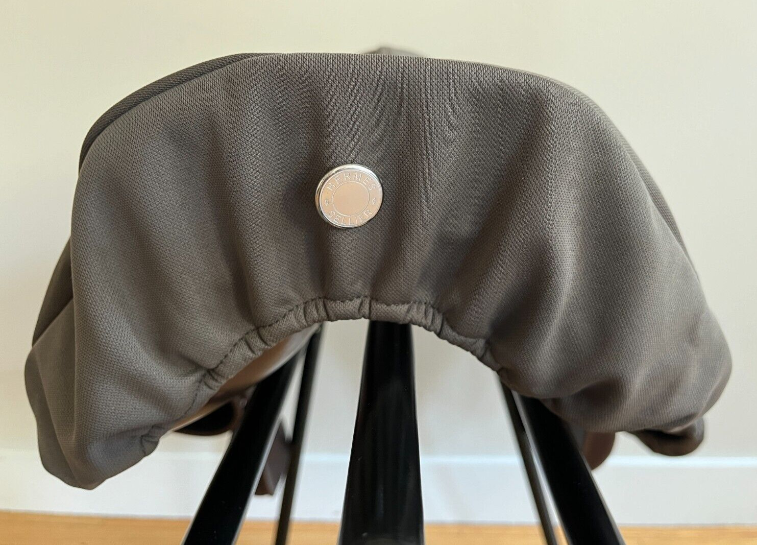 Hermes Jump waterproof saddle cover - Fresh Stock Dated December 2025