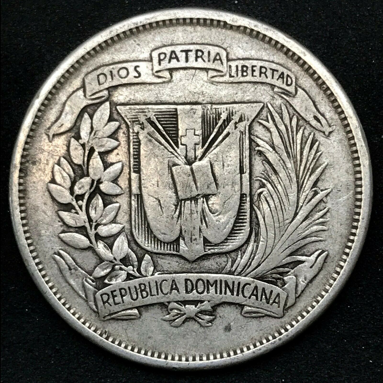 1960 Dominican Republic MEDIO - 1/2 Peso 0.900 Silver Coin KM #21 Item #2 - Fresh Stock Dated December 2025