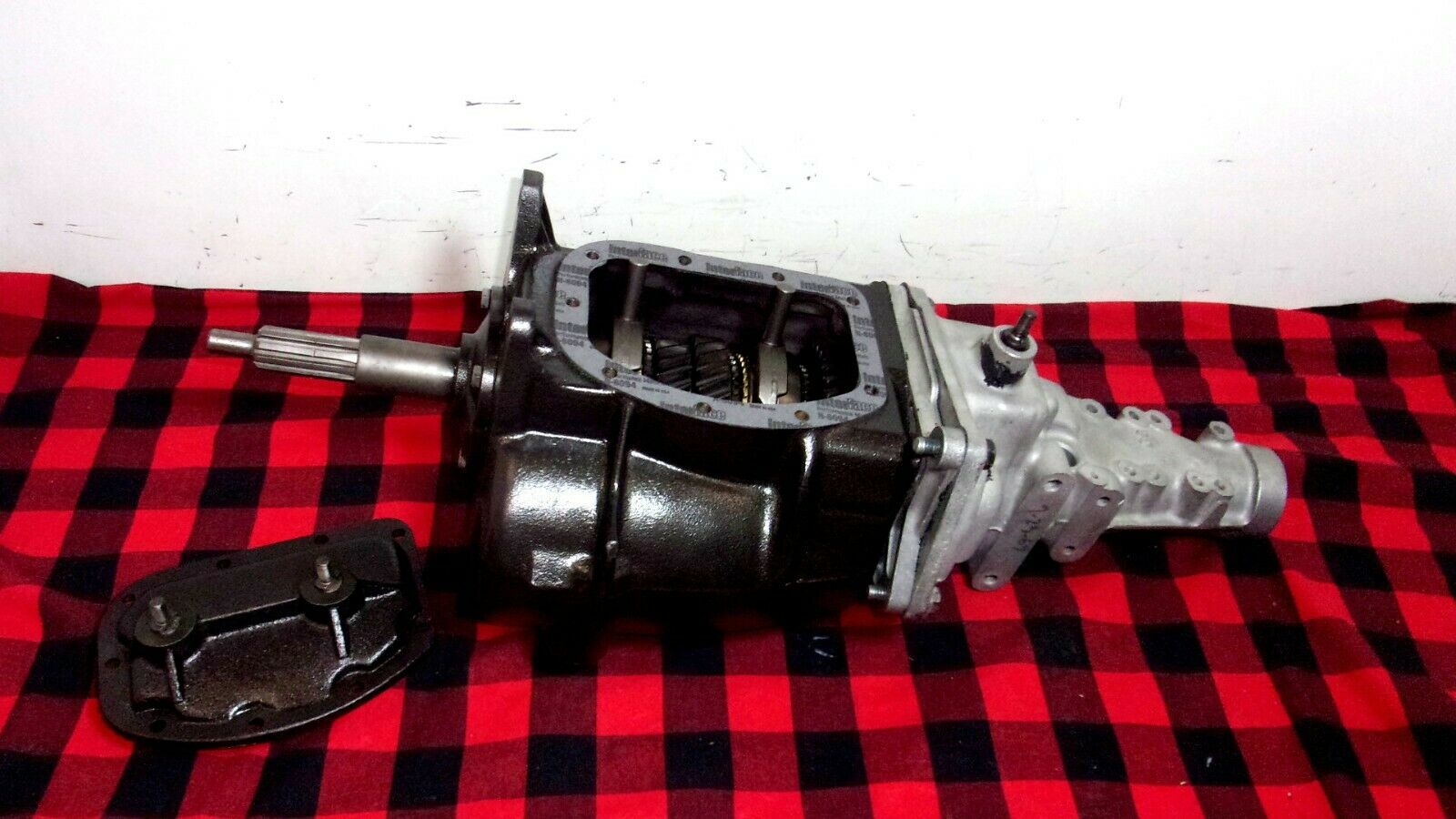 GM 1ST DESIGN SUPER T10 4 SPEED 2.43 1ST POWER BRUTE 10 x 27  ONE YEAR WARRANTY - Fresh Stock Dated December 2025